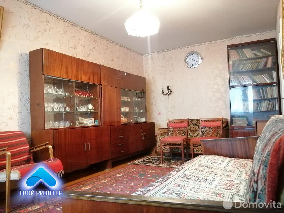 Продажа 2-комнатной квартиры в Речице, ул. Наумова, д. 26, 24000 USD, код: 997743 - фото 1