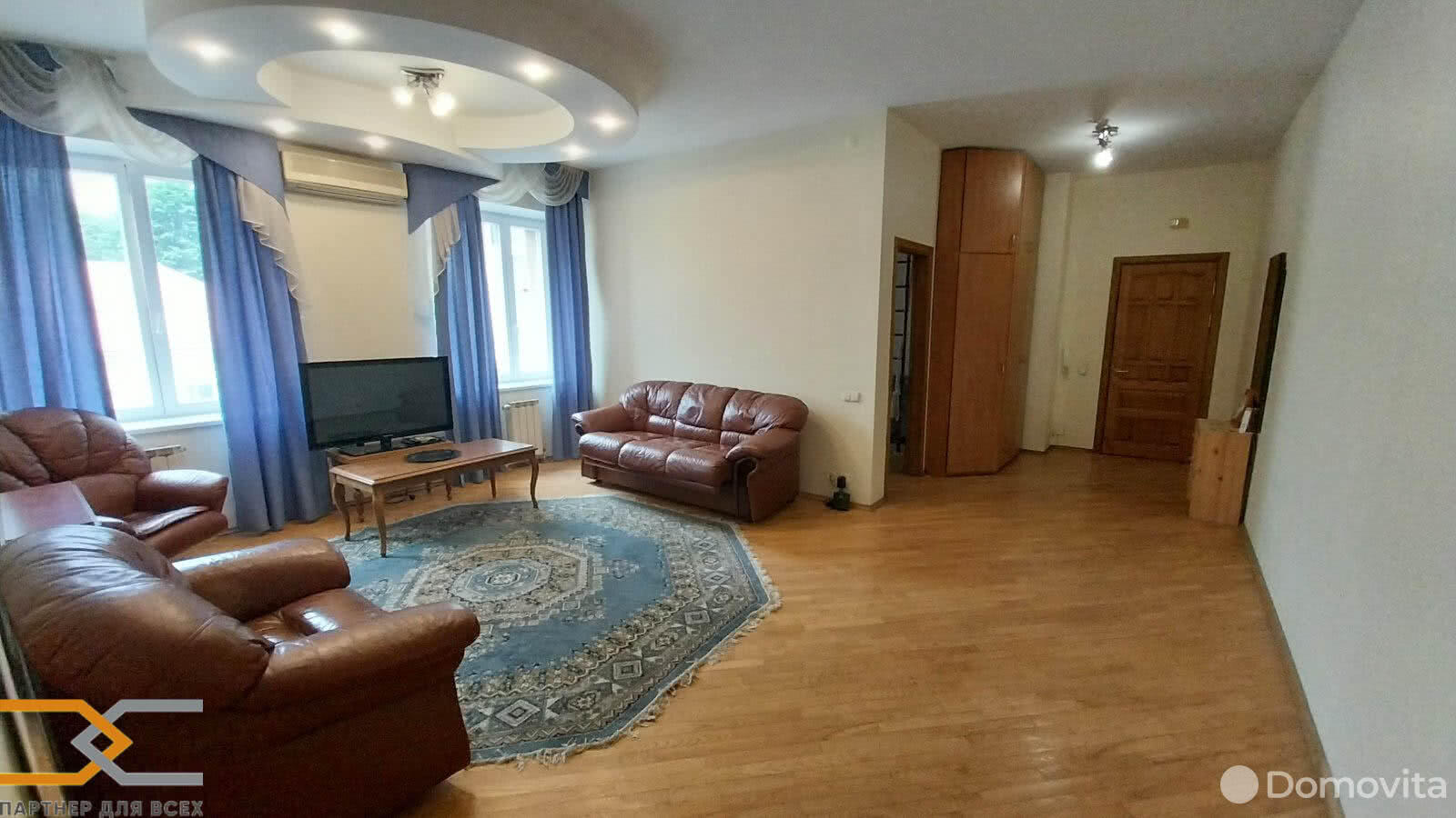 Снять 3-комнатную квартиру в Минске, ул. Гвардейская, д. 10, 650USD, код 138435 - фото 1