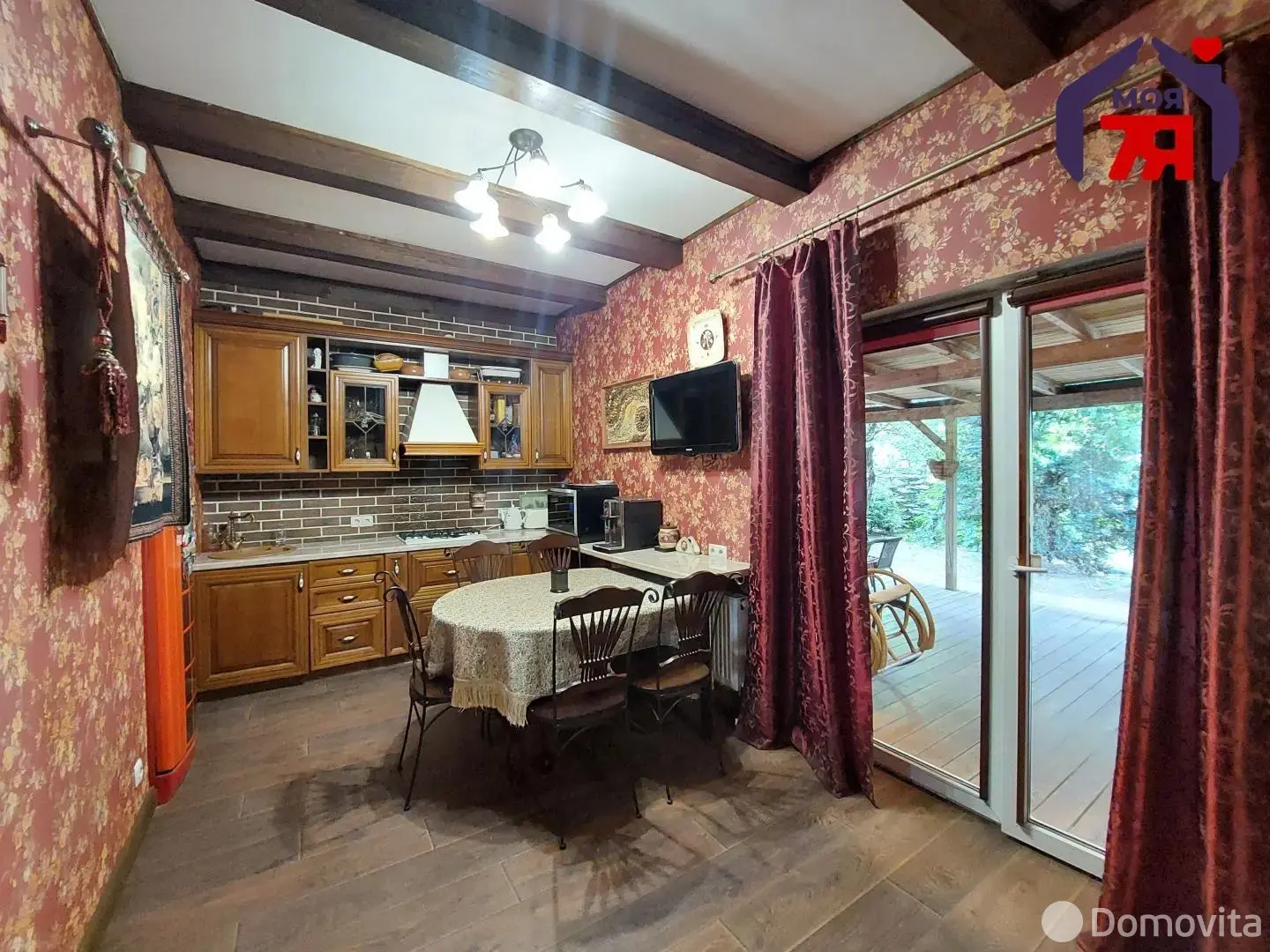 коттедж, Кировец,