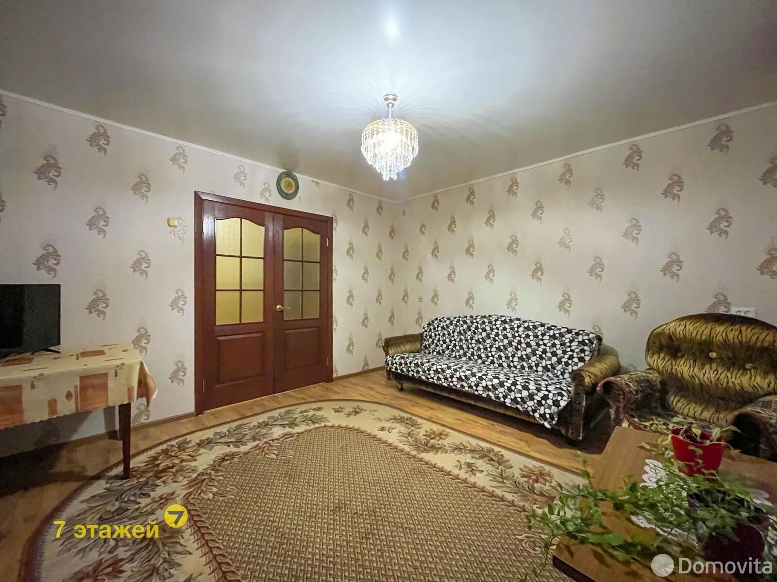 Купить 3-комнатную квартиру в Дзержинске, ул. Протасова, д. 21, 55000 USD, код: 1111443 - фото 1