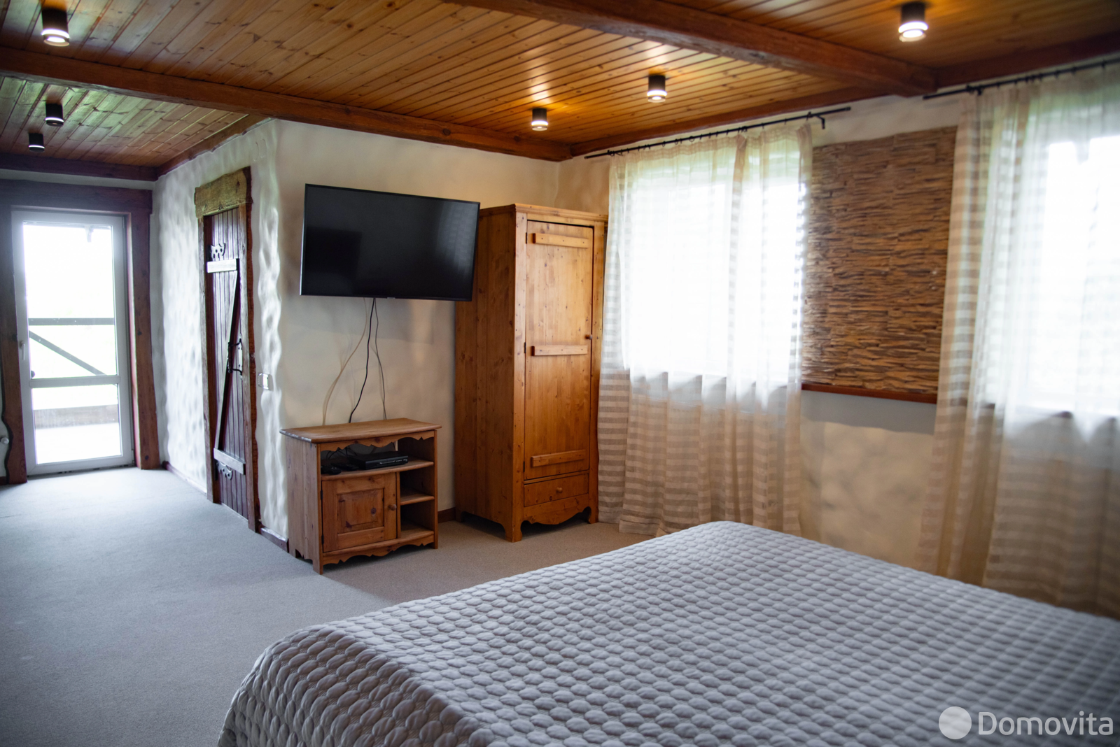 Коттедж Премиум-дом для отдыха с сауной, бассеином и бильярдом на сутки в Минске пер. Радашковский, д. 12, 700BYN, код 1356 - фото 21