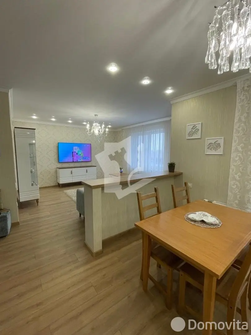 квартира, Минск, ул. Петра Мстиславца, д. 24, стоимость аренды 1 990 р./мес.