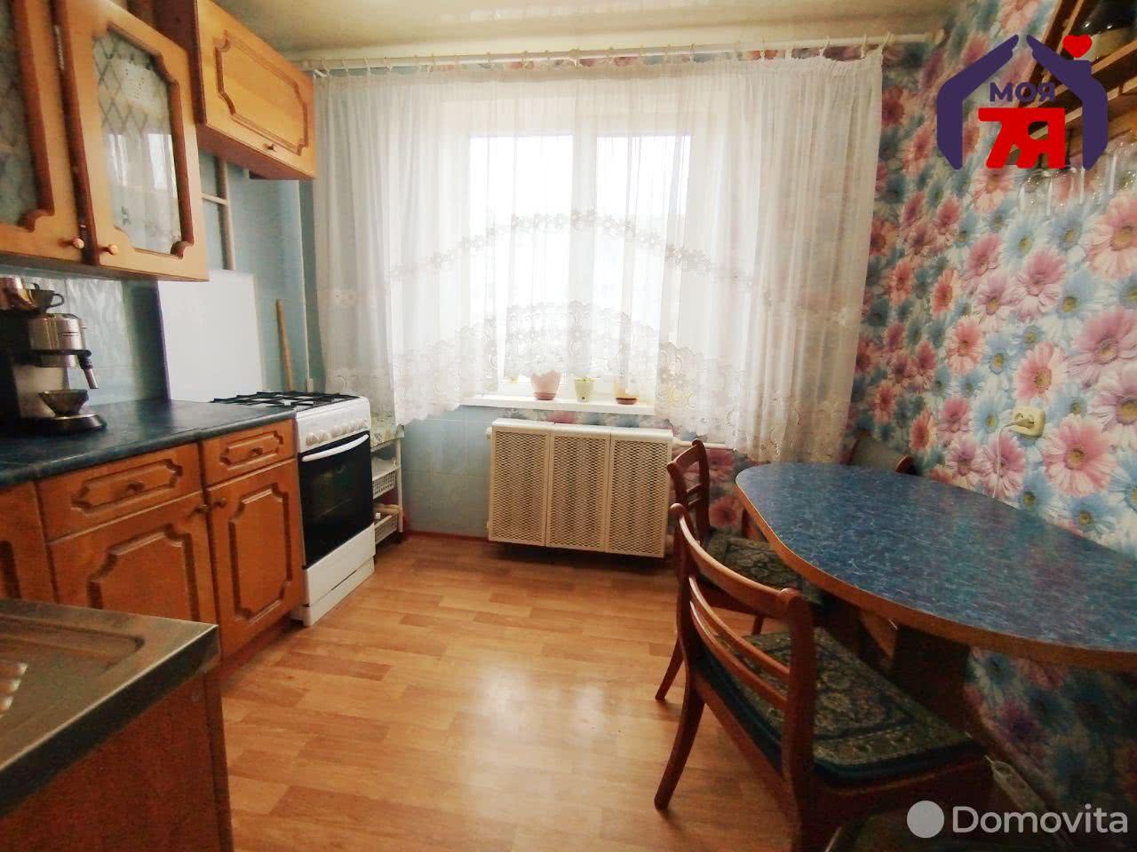 Продажа 3-комнатной квартиры в Слуцке, ул. Ленина, д. 223, 41900 USD, код: 989455 - фото 1