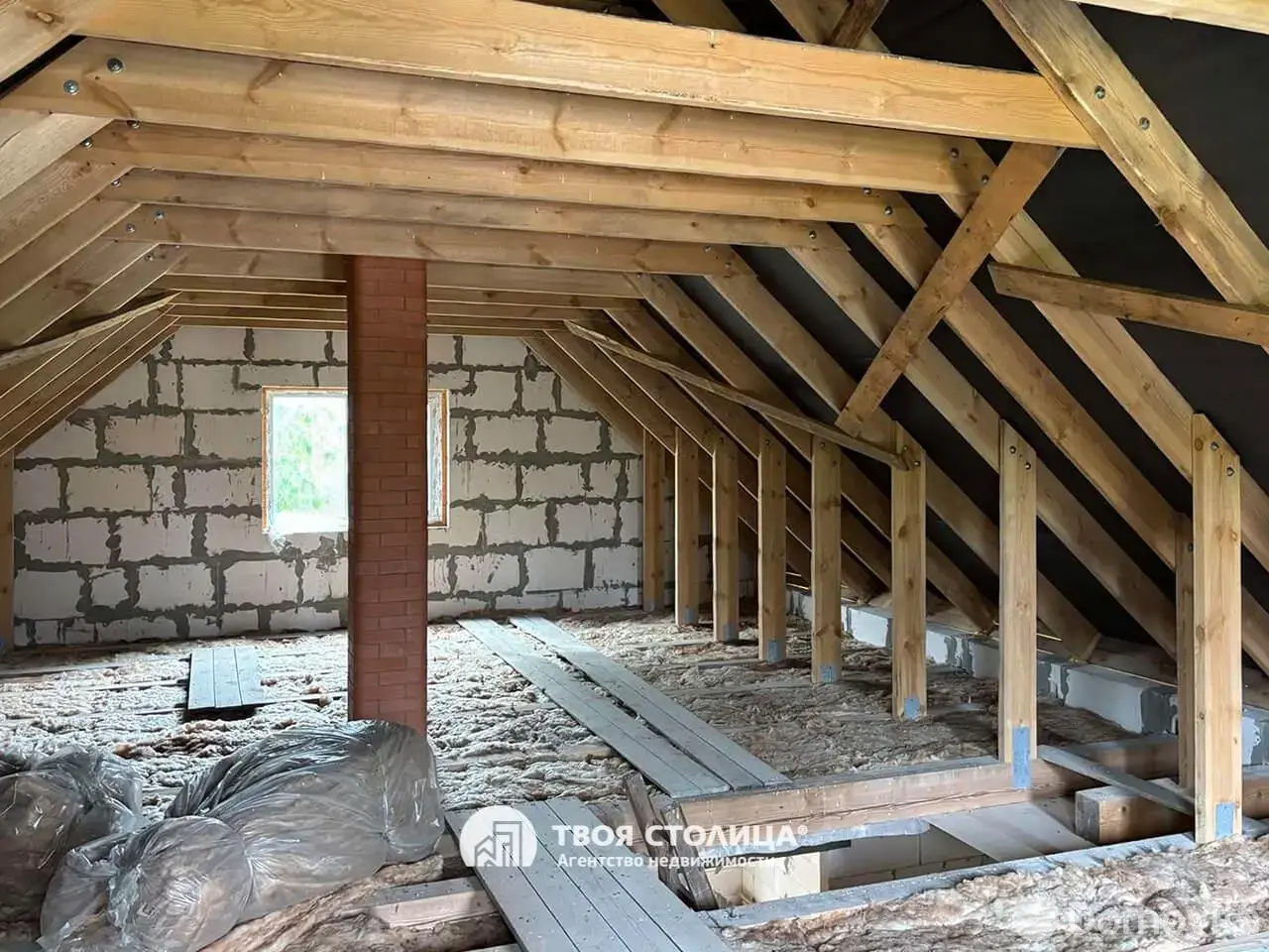 дом, Дуброва, ул. Ленина - лучшее предложение