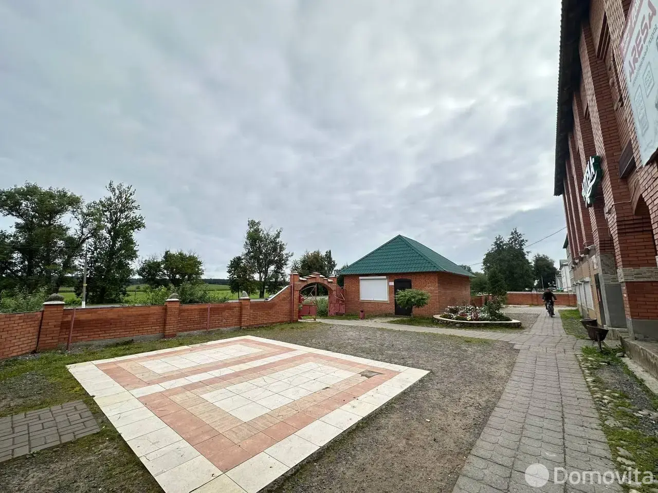 торговый объект, Толочин, ул. Тракторная, д. 30/а 