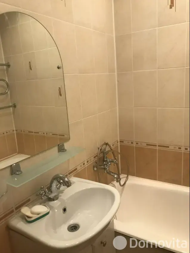 квартира, Солигорск, ул. Константина Заслонова, д. 93, стоимость аренды 572 р./мес.