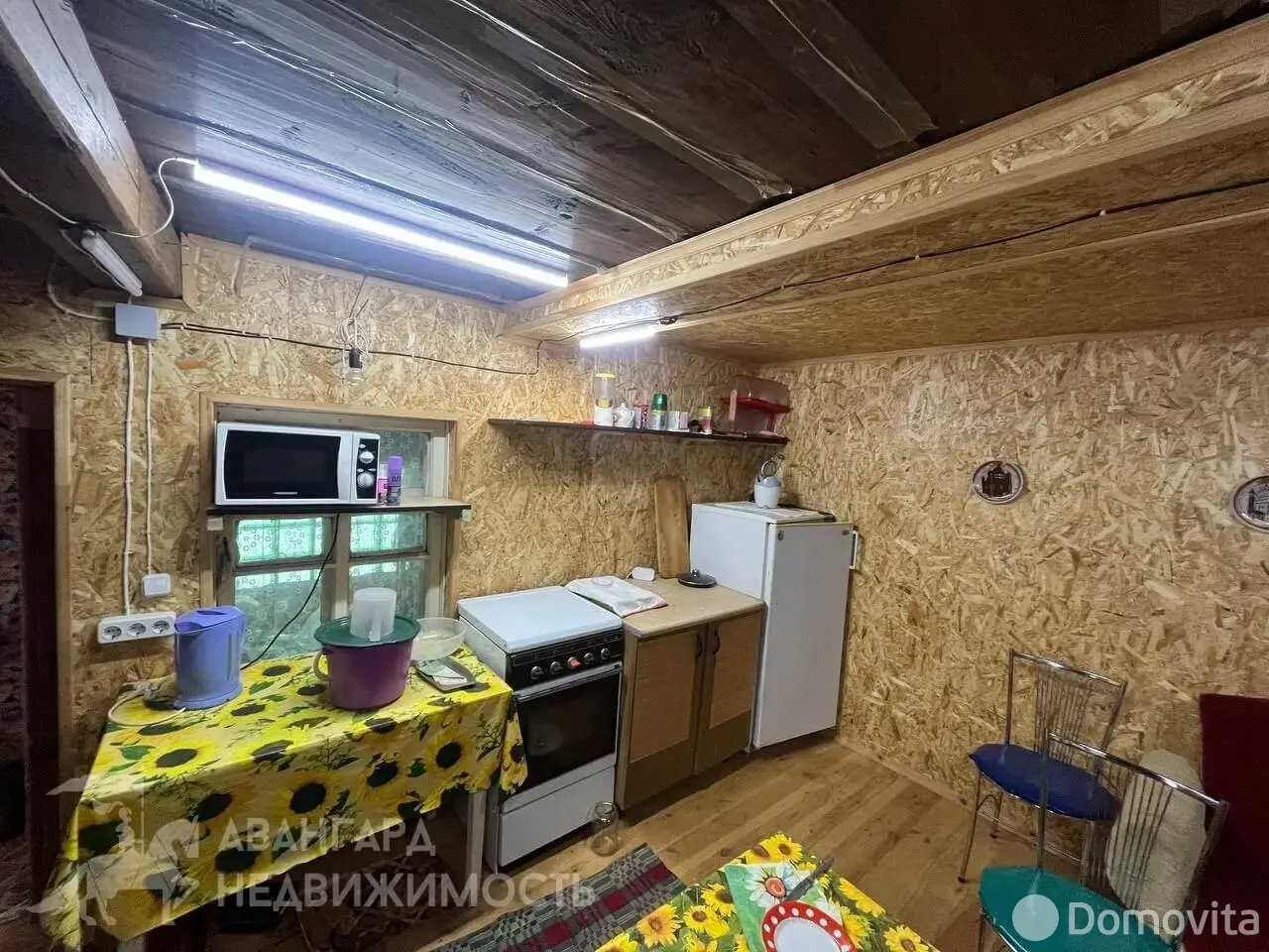 дом, Старина, ул. Центральная 