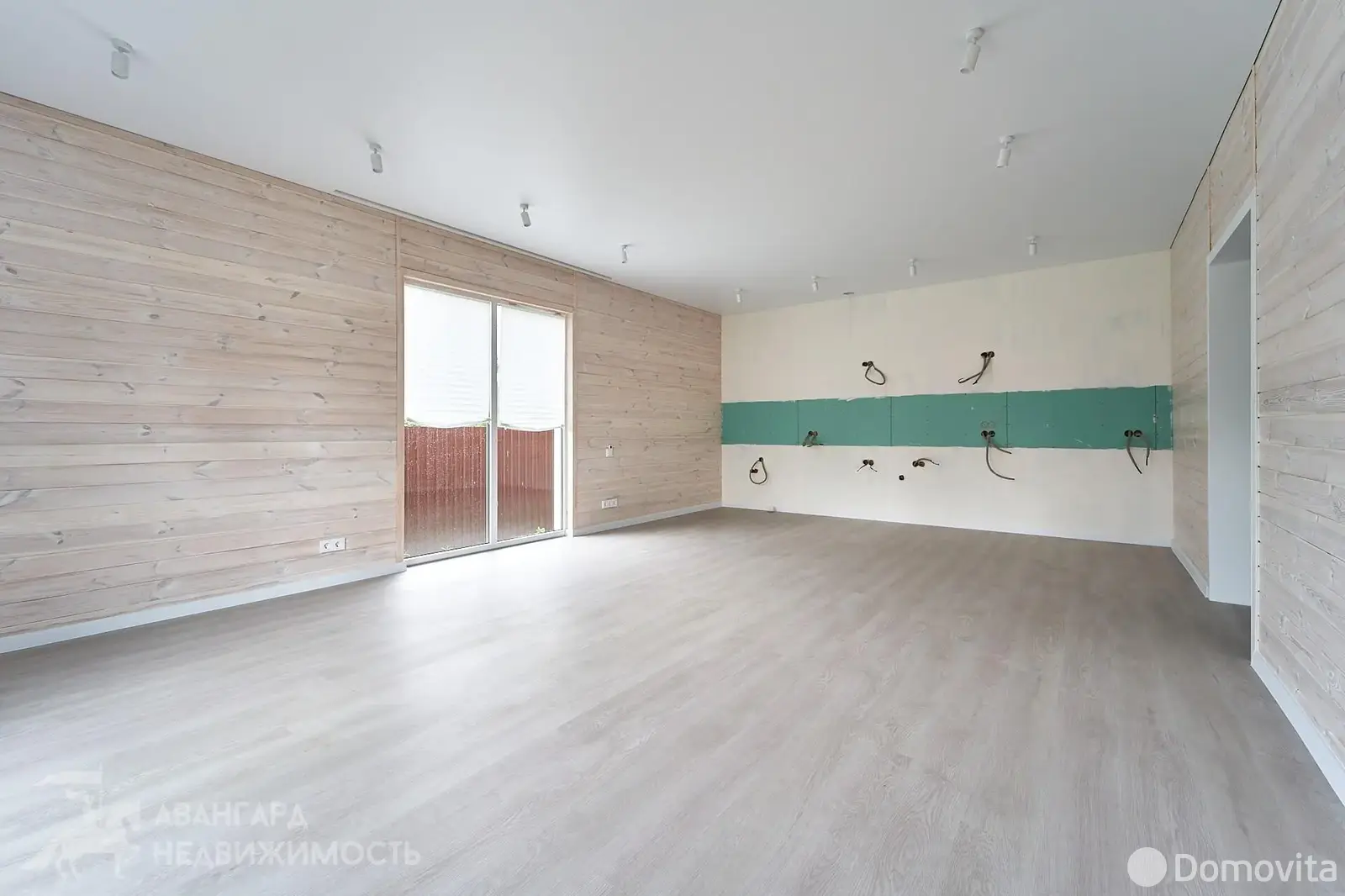 дом, Сябры-2002, 