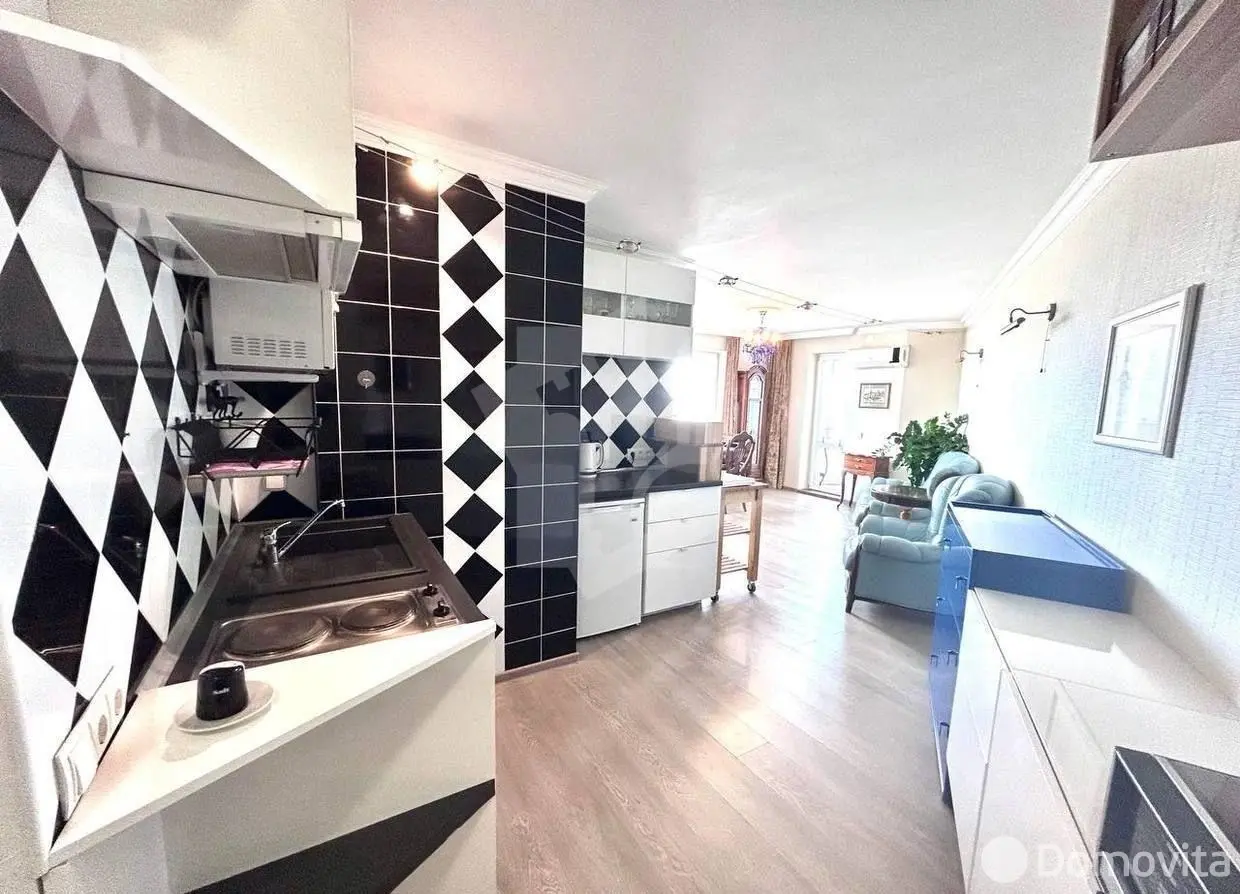 Стоимость аренды квартиры, Минск, ул. Мястровская, д. 4