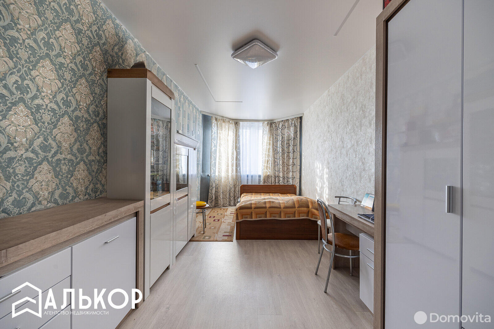 Купить 3-комнатную квартиру в Минске, ул. Плеханова, д. 19, 80000 USD, код: 987854 - фото 1