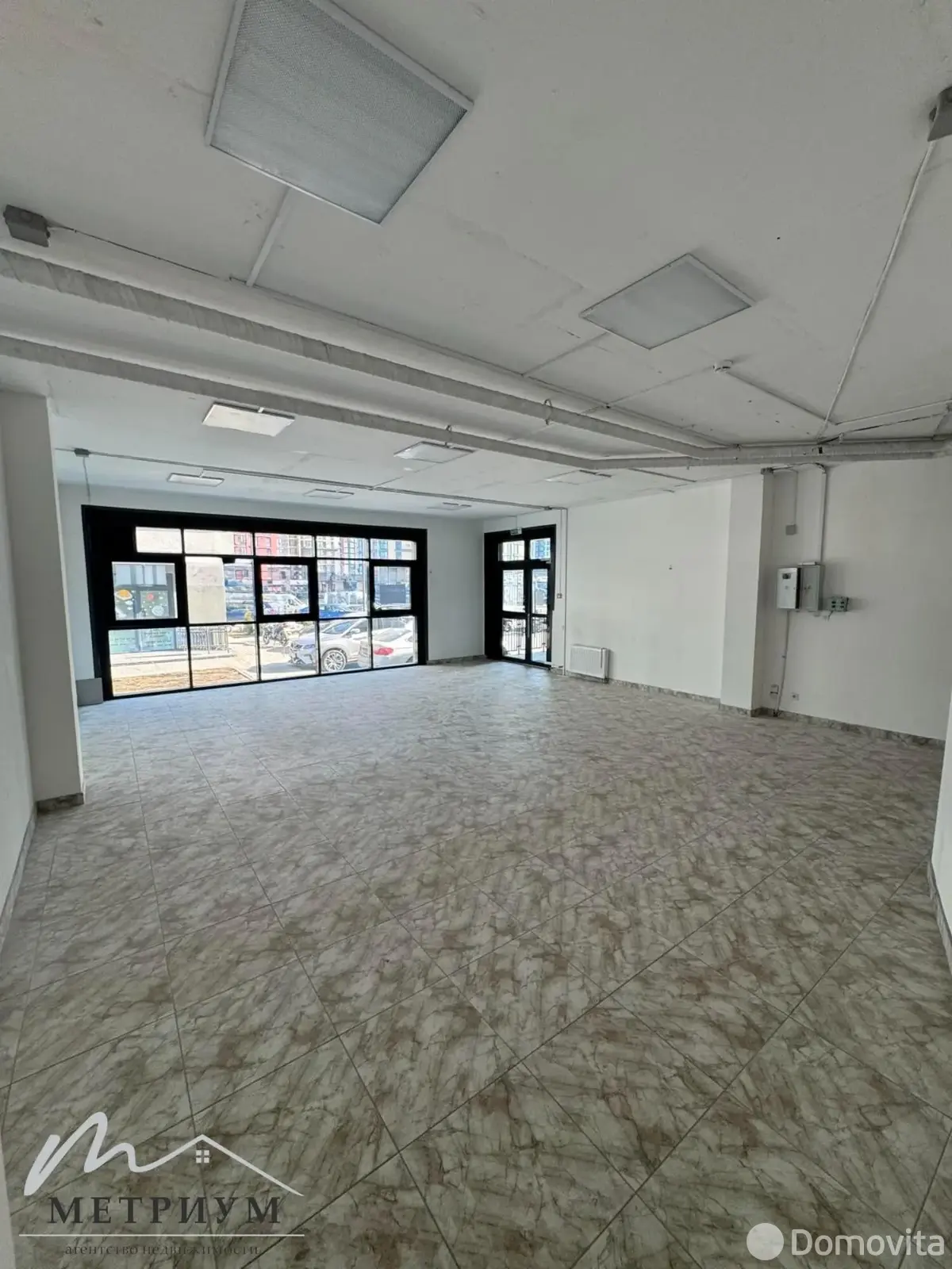 торговый объект, Минск, ул. Жореса Алфёрова, д. 12 на ст. метро Аэродромная