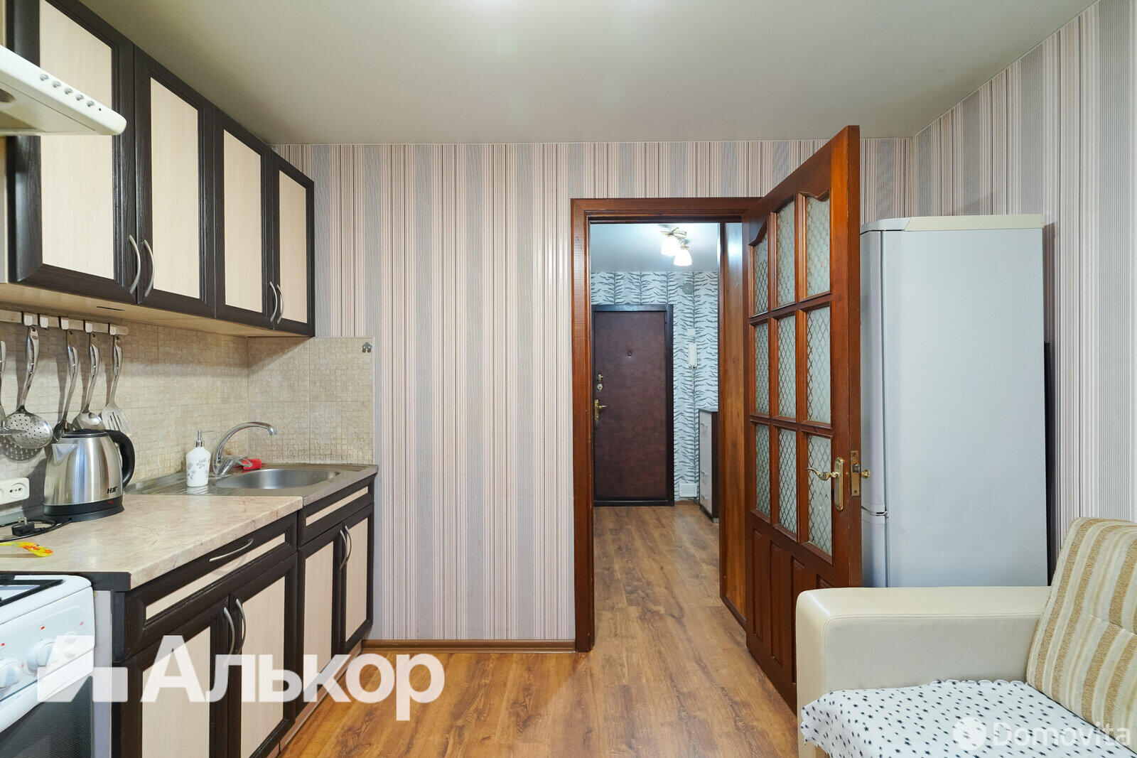 Купить 1-комнатную квартиру в Минске, ул. Васнецова, д. 8/1, 57000 USD, код: 1103389 - фото 2