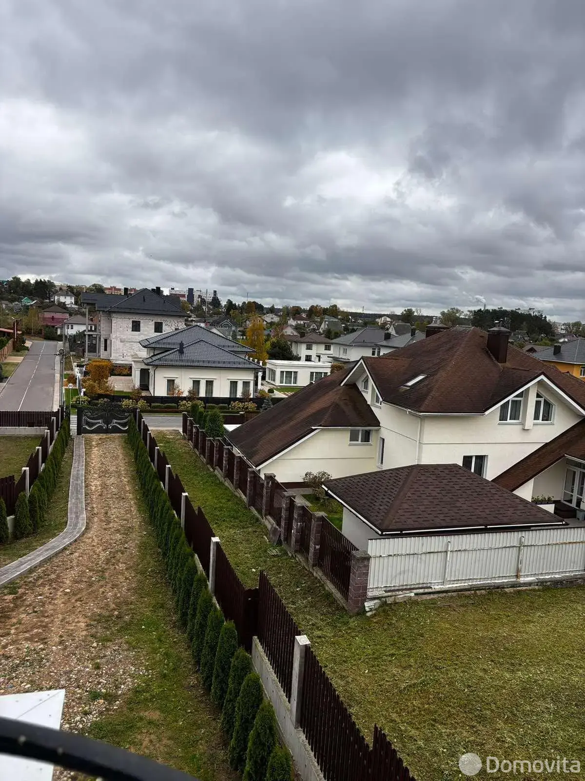 дом, Боровляны, ул. Озерная, д. 9 