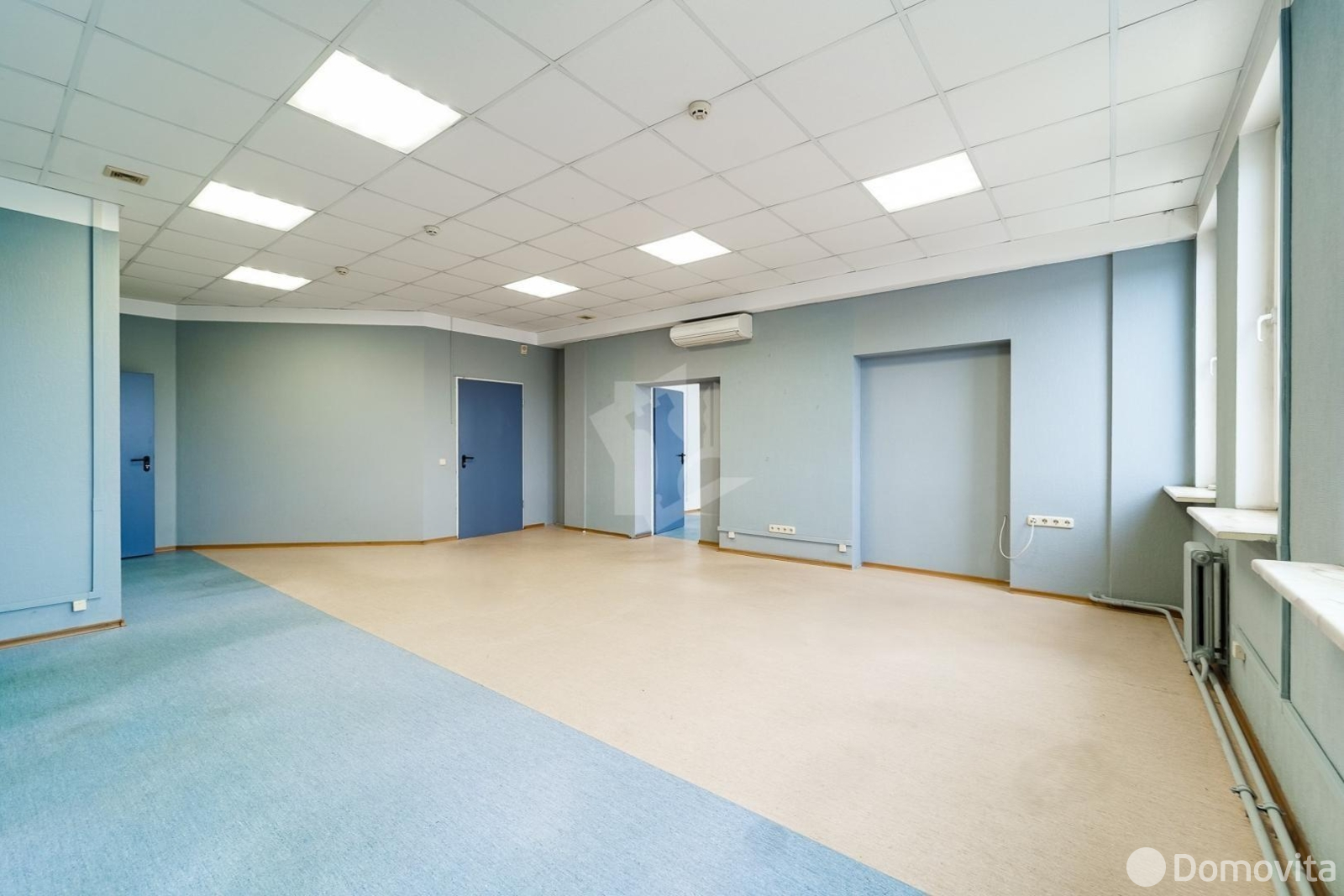 Помещение под сферу услуг в Минске, ул. Тимирязева, д. 65/б, код 3828 - фото 1