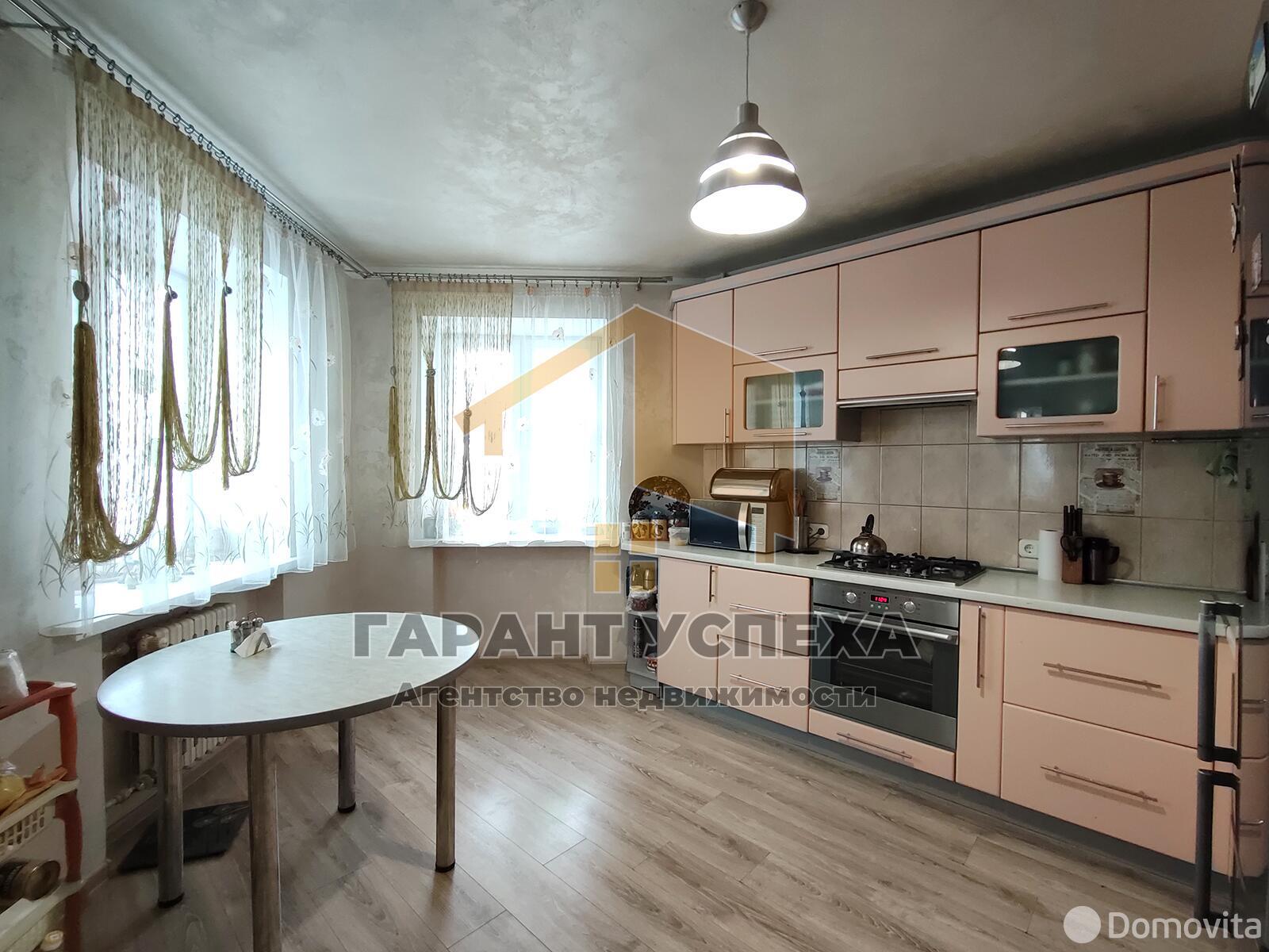 Продажа 3-комнатной квартиры в Бресте, пер. Брестских дивизий, 84900 USD, код: 1071955 - фото 1