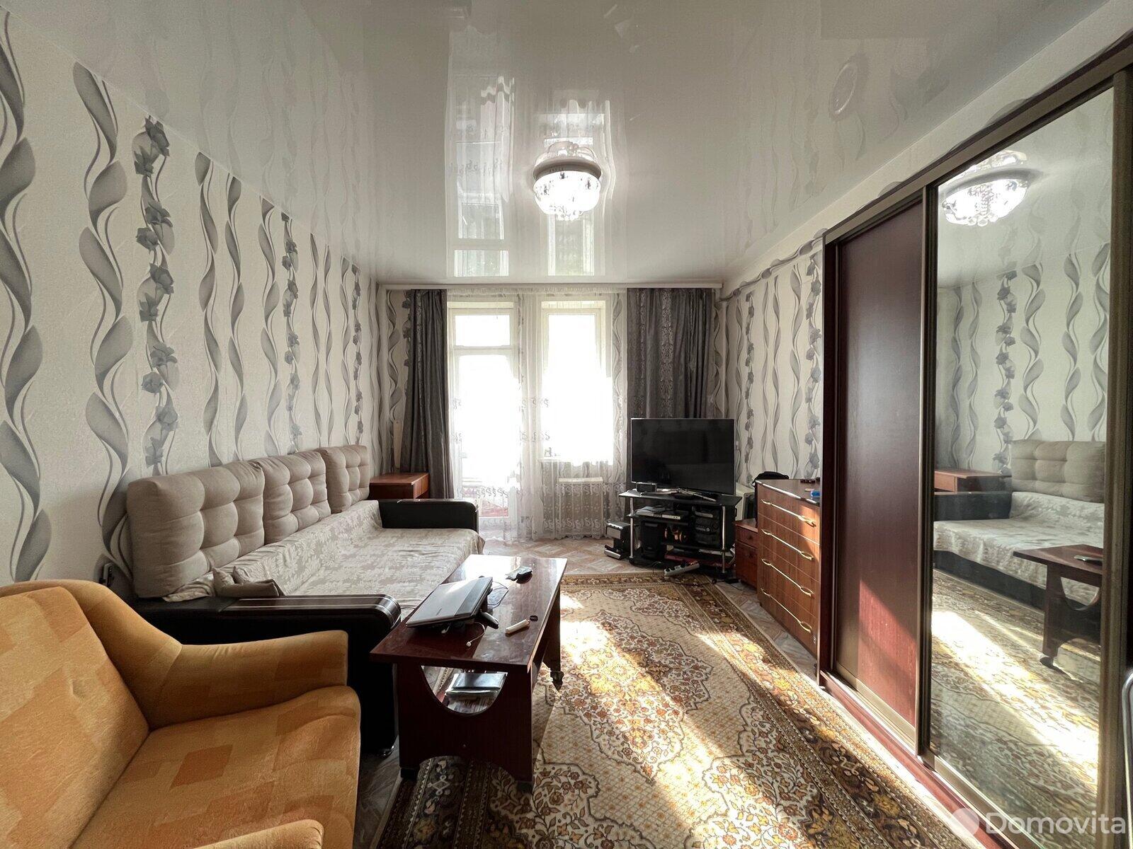 Продажа 2-комнатной квартиры в Борисове, пр-т Революции, д. 1, 31500 USD, код: 913734 - фото 1