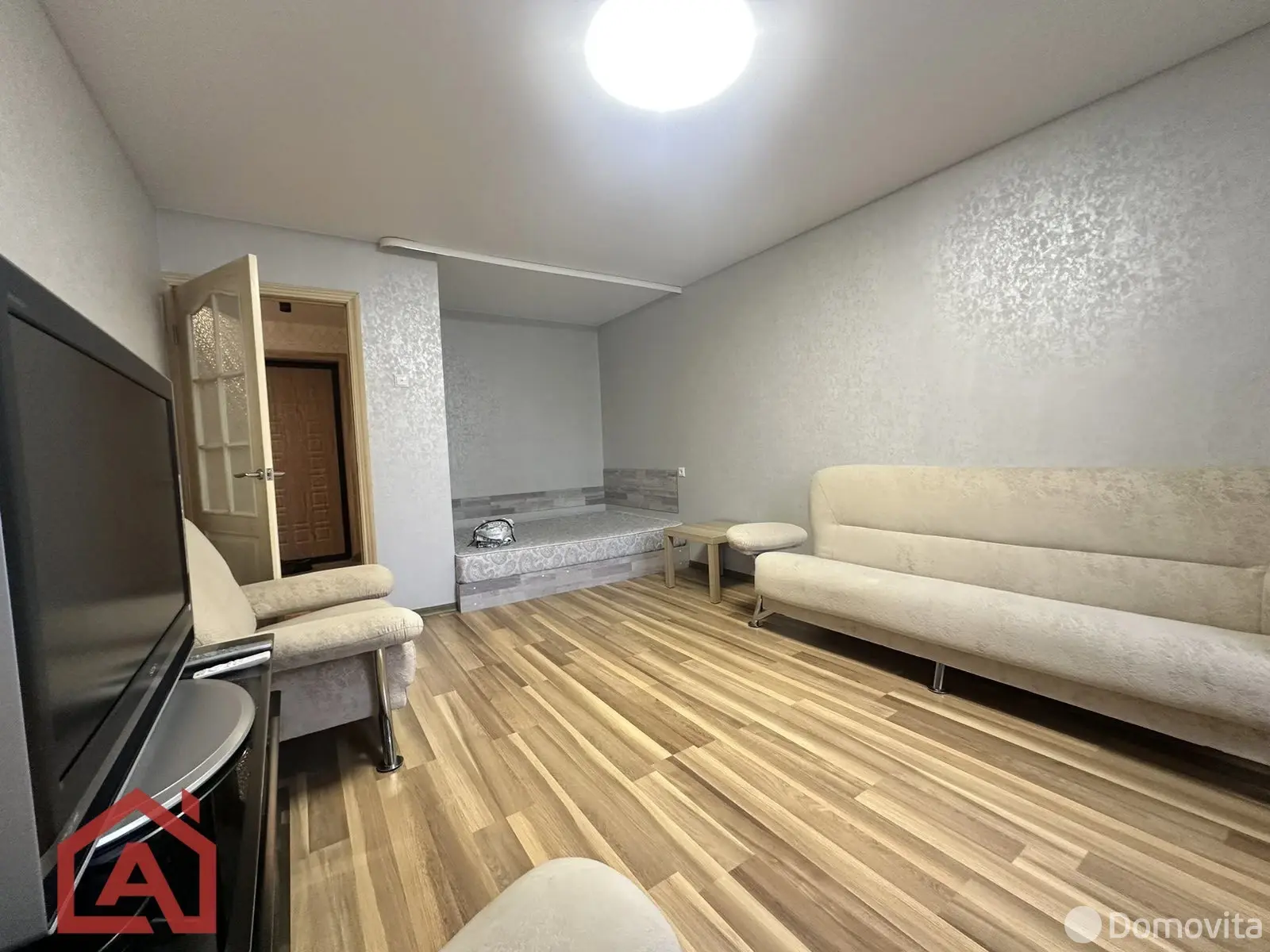 Снять 1-комнатную квартиру в Минске, ул. Дунина-Марцинкевича, д. 4/1, 350USD, код 142681 - фото 2