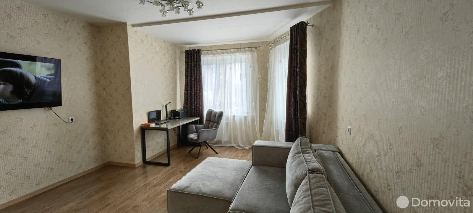 Купить 2-комнатную квартиру в Минске, ул. Юрия Семеняко, д. 15, 85800 USD, код: 989142 - фото 2