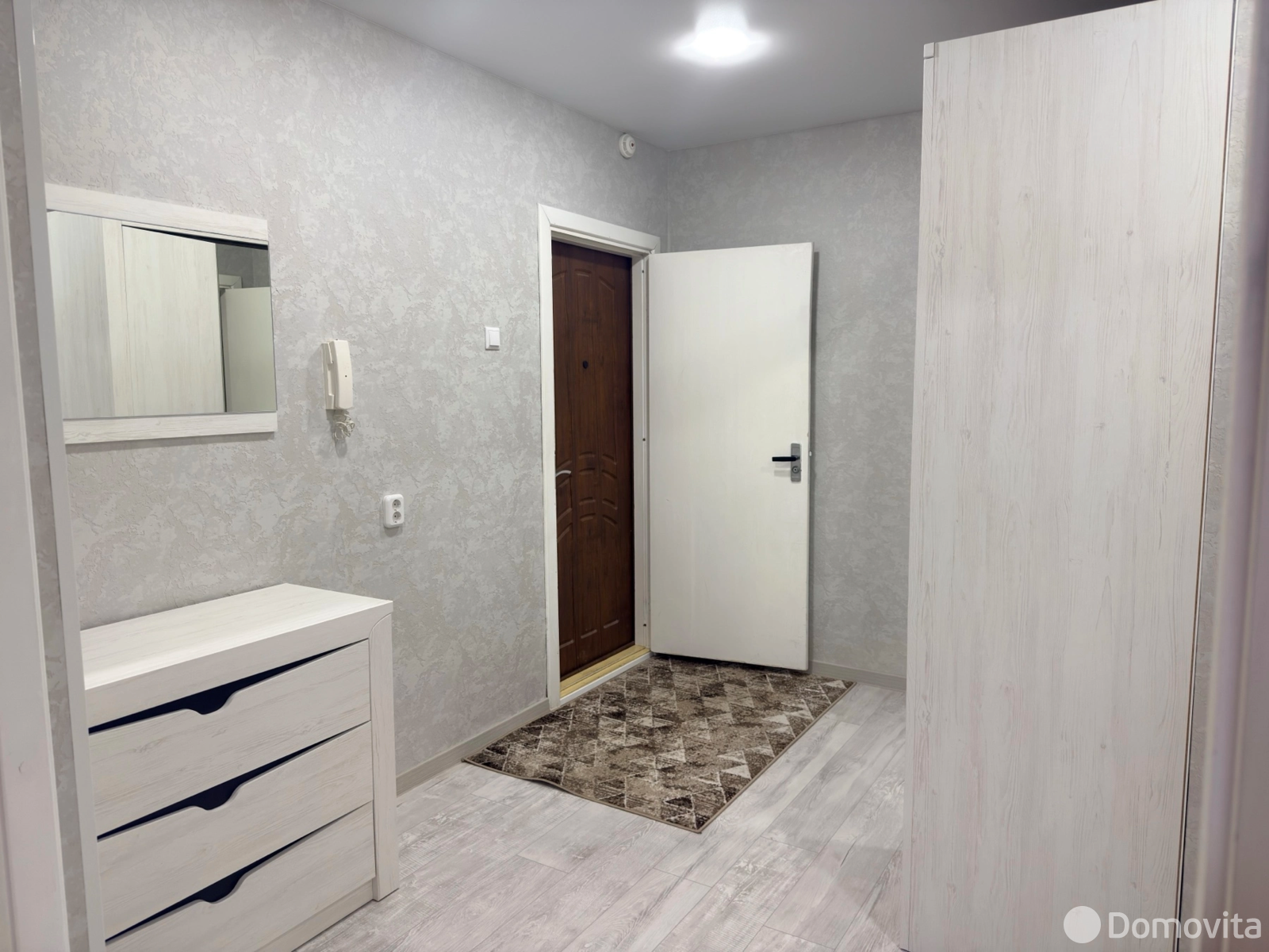 Снять 2-комнатную квартиру в Минске, ул. Скрипникова, д. 10, 550USD, код 149114 - фото 1