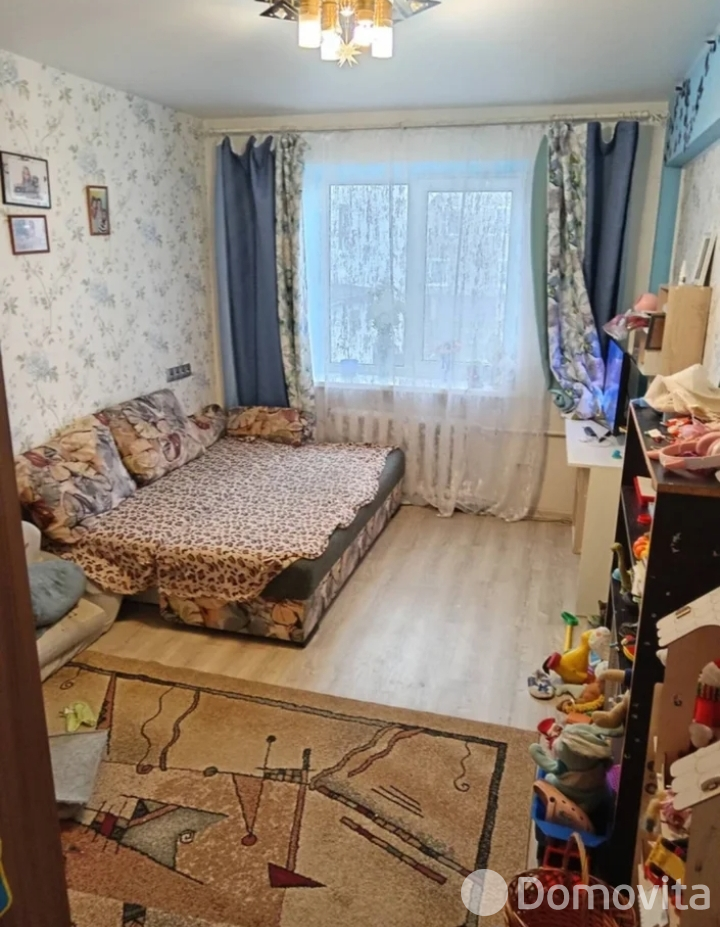 Купить 3-комнатную квартиру в Смиловичах, ул. Мелиоративная, д. 4, 50000 USD, код: 1119392 - фото 1