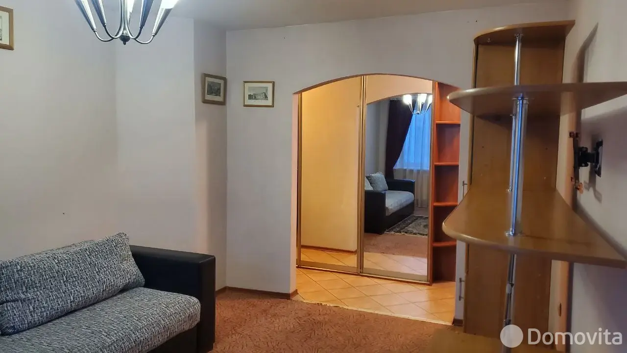 Снять 2-комнатную квартиру в Минске, ул. Бурдейного, д. 14, 1300BYN, код 149025 - фото 1
