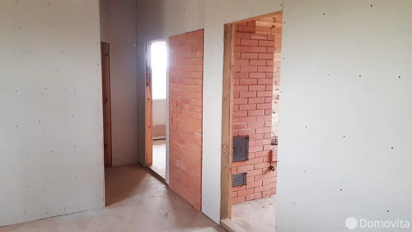 дом, Есьмановцы, ул. Центральная, д. 1/в 