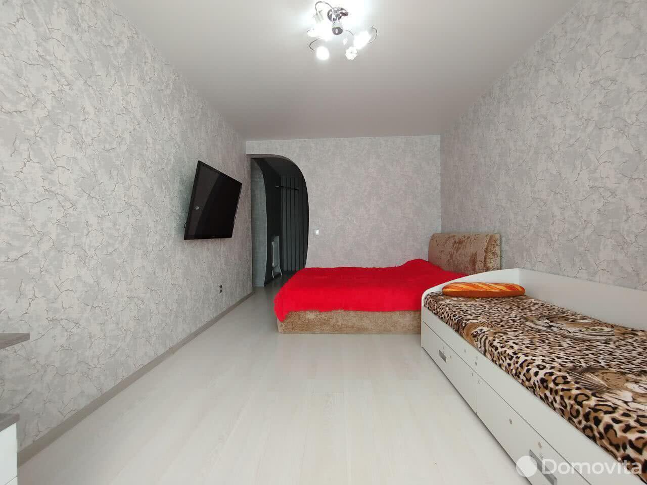 Купить 1-комнатную квартиру в Дзержинске, ул. Пераможцев, д. 4, 46500 USD, код: 1019333 - фото 5