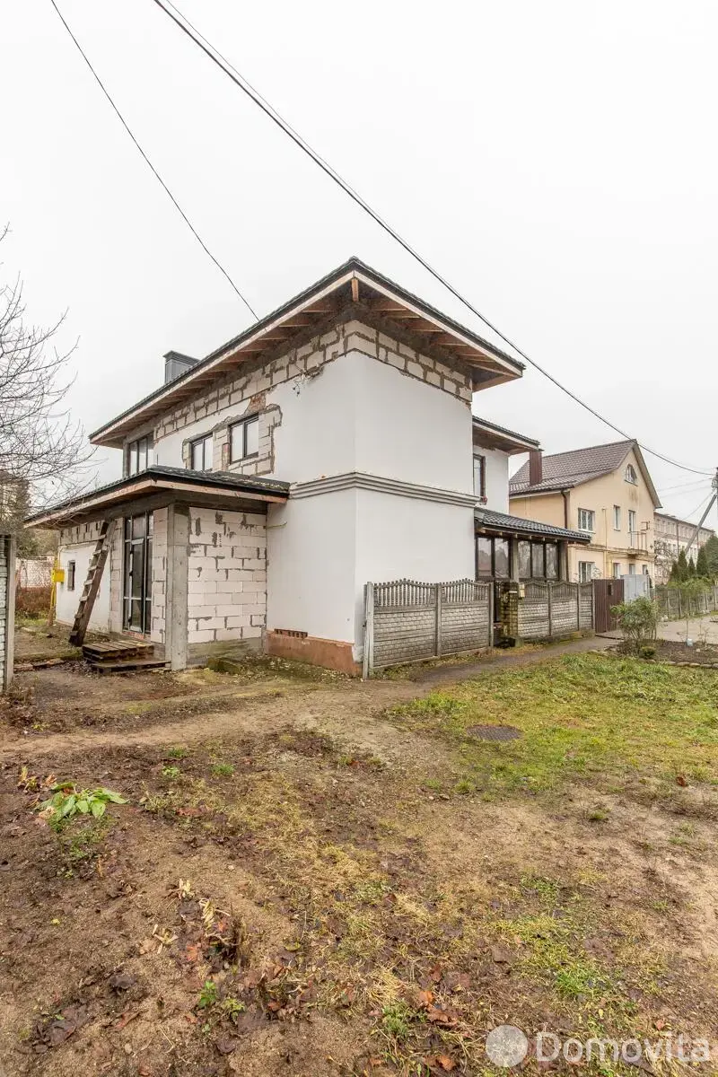 дом, Минск, ул. Неждановой, д. 40 - лучшее предложение