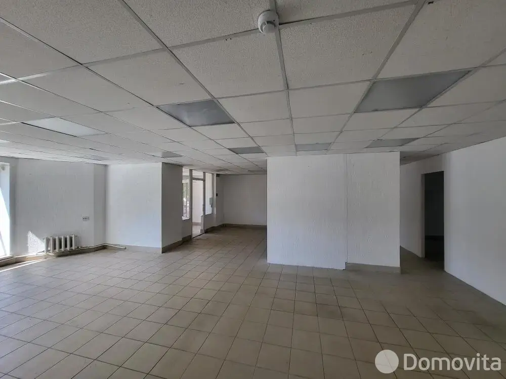 Снять торговое помещение на пр-т Строителей, д. 8/3 в Витебске, 4406BYN, код 967179 - фото 11