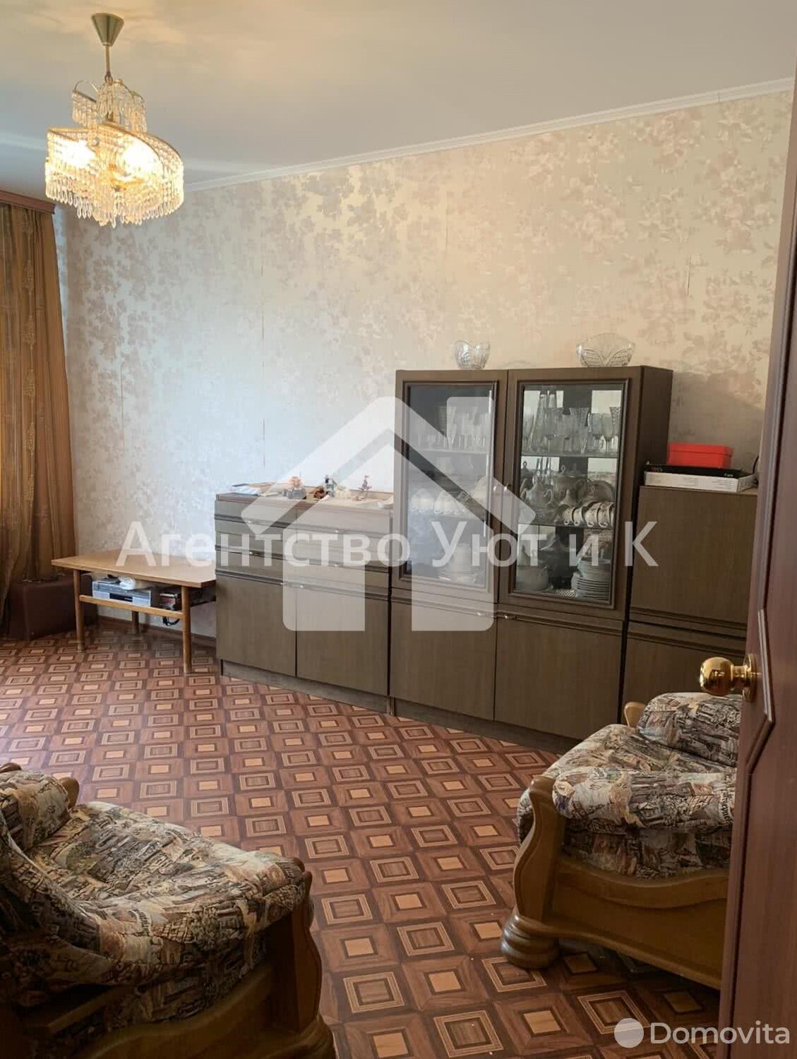 Продажа 2-комнатной квартиры в Витебске, пр-т Победы, д. 4, 40000 USD, код: 1006488 - фото 1