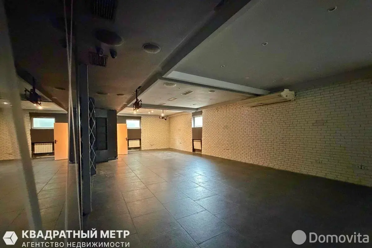 объект сферы услуг, Минск, пр-т Независимости, д. 58 на ст. метро Площадь Якуба Коласа