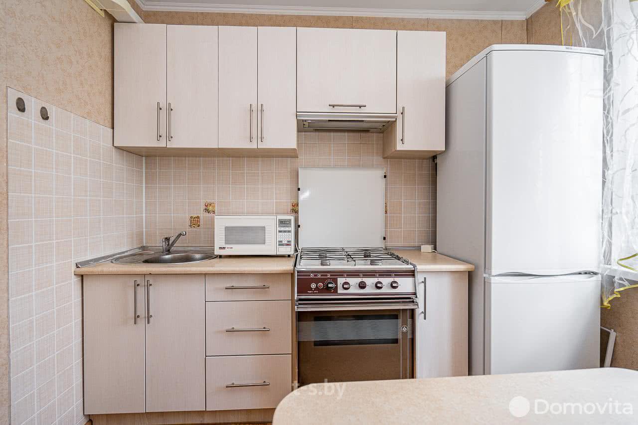 Продажа 3-комнатной квартиры в Минске, ул. Жуковского, д. 9/1, 89900 USD, код: 1021848 - фото 3
