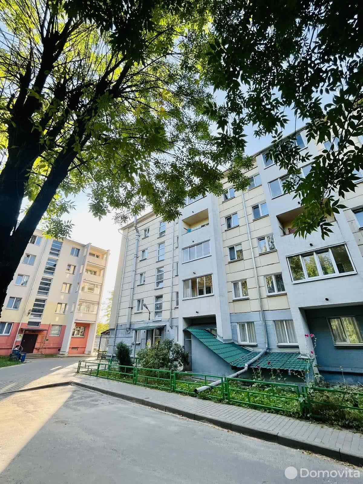 Продажа 3-комнатной квартиры в Могилеве, ул. Космонавтов, д. 8, 35500 USD, код: 811441 - фото 1