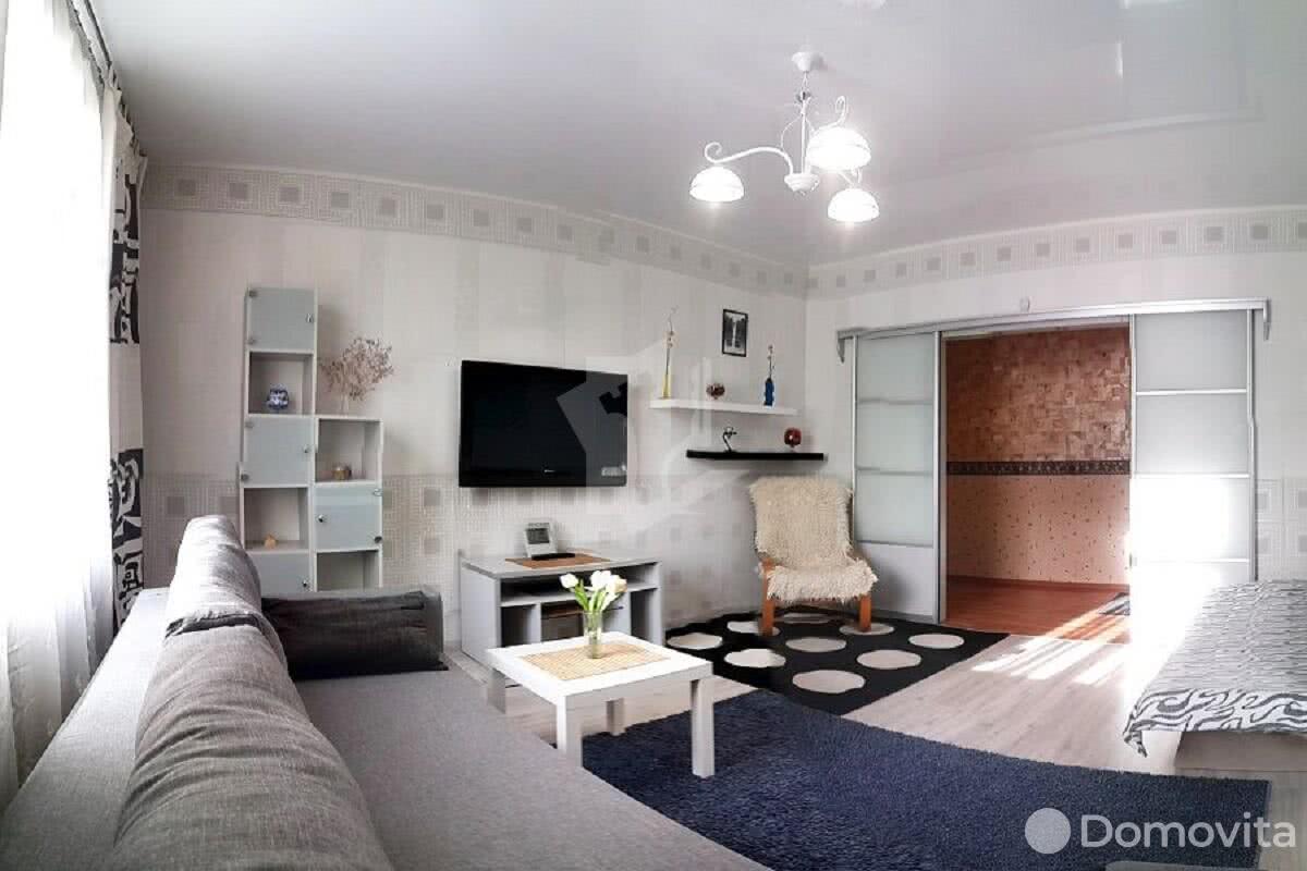 Купить 3-комнатную квартиру в Минске, ул. Козлова, д. 8, 119000 USD, код: 1013224 - фото 1