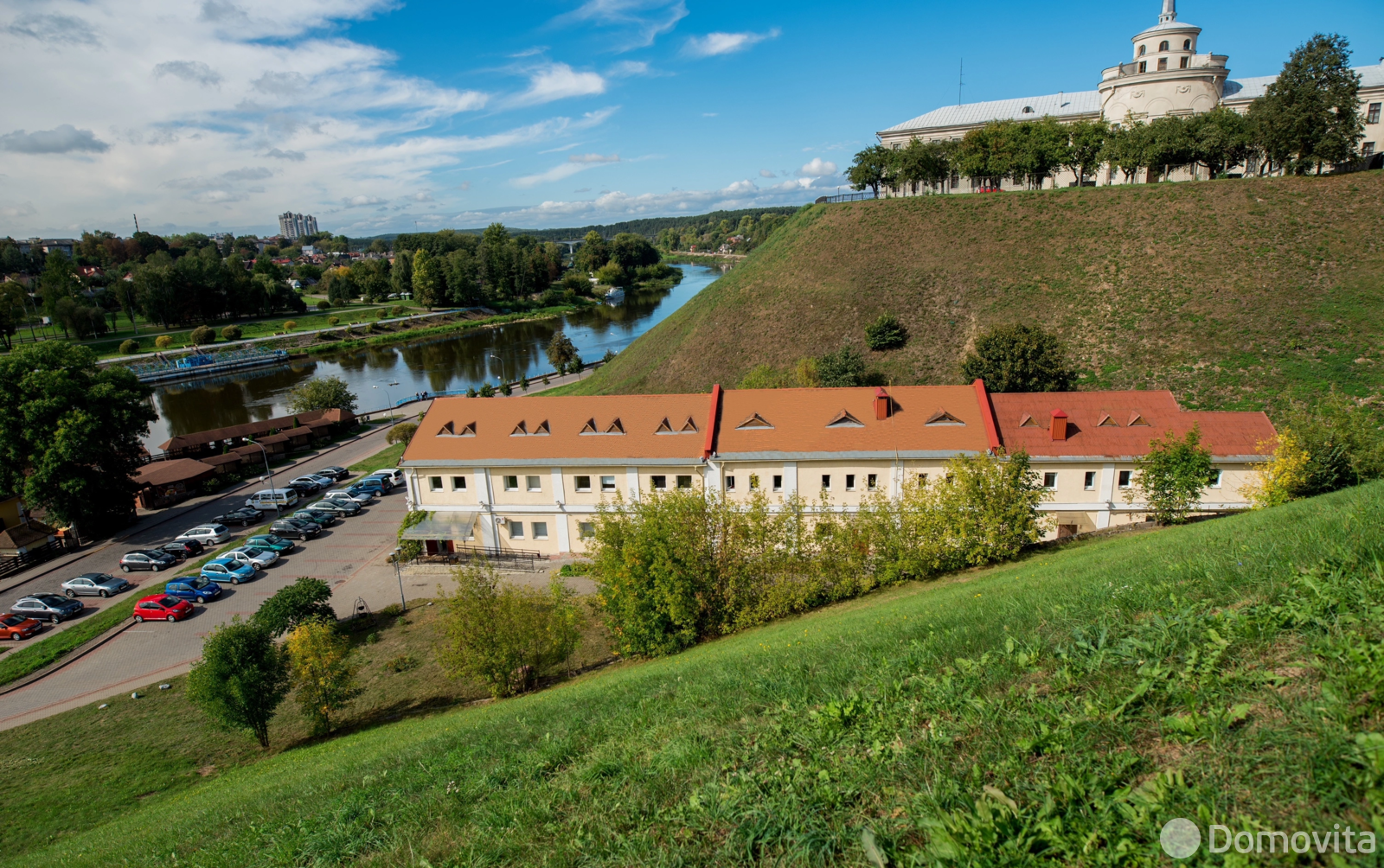 Помещение под сферу услуг в Гродно, ул. Заводская, д. 13, код 4115 - фото 1