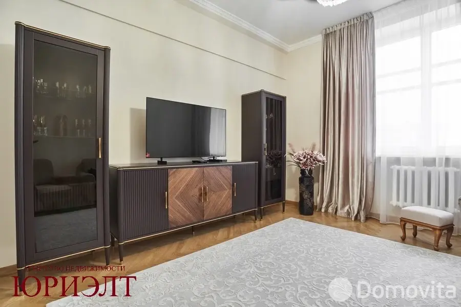 Снять 2-комнатную квартиру в Минске, ул. Янки Купалы, д. 17, 1000USD, код 151093 - фото 1