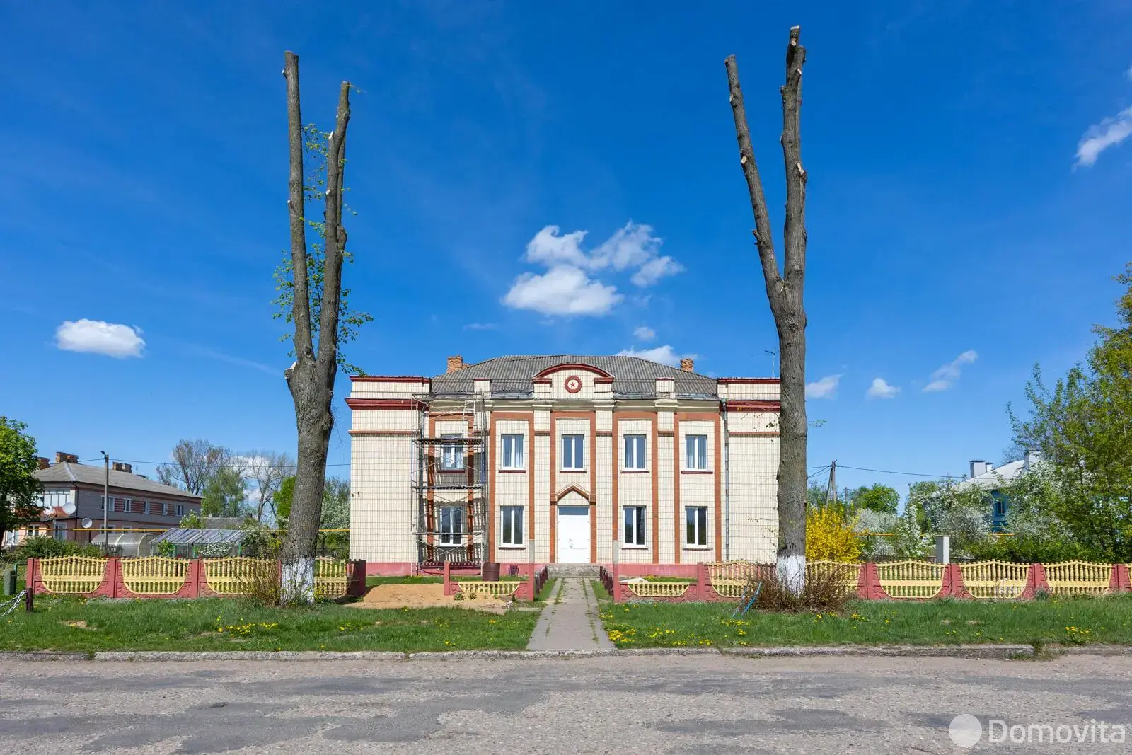 Купить помещение под сферу услуг в Октябрьском, ул. Центральная - фото 30