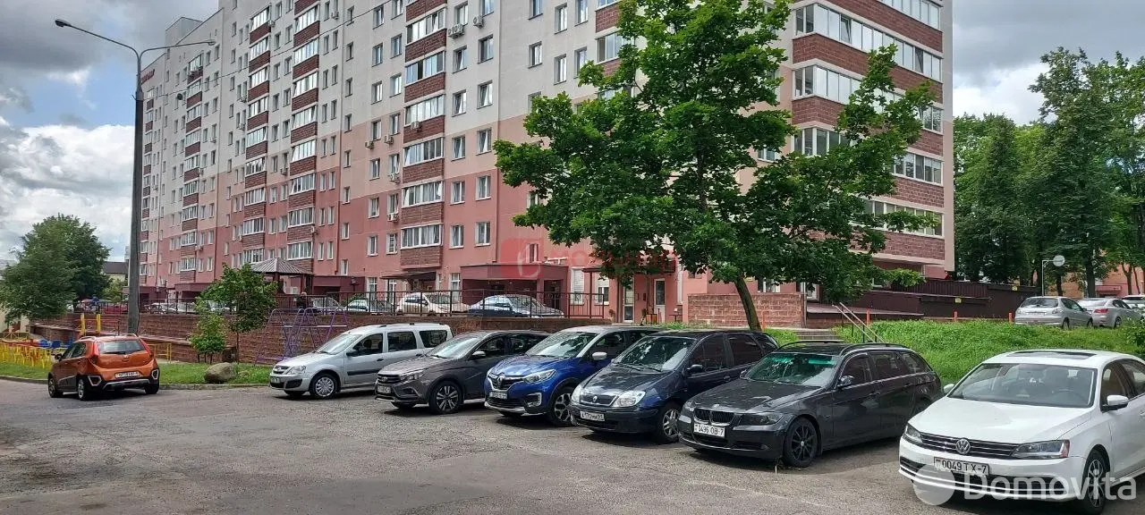 Помещение под сферу услуг в Минске, ул. Каховская, д. 17, код 3212 - фото 1