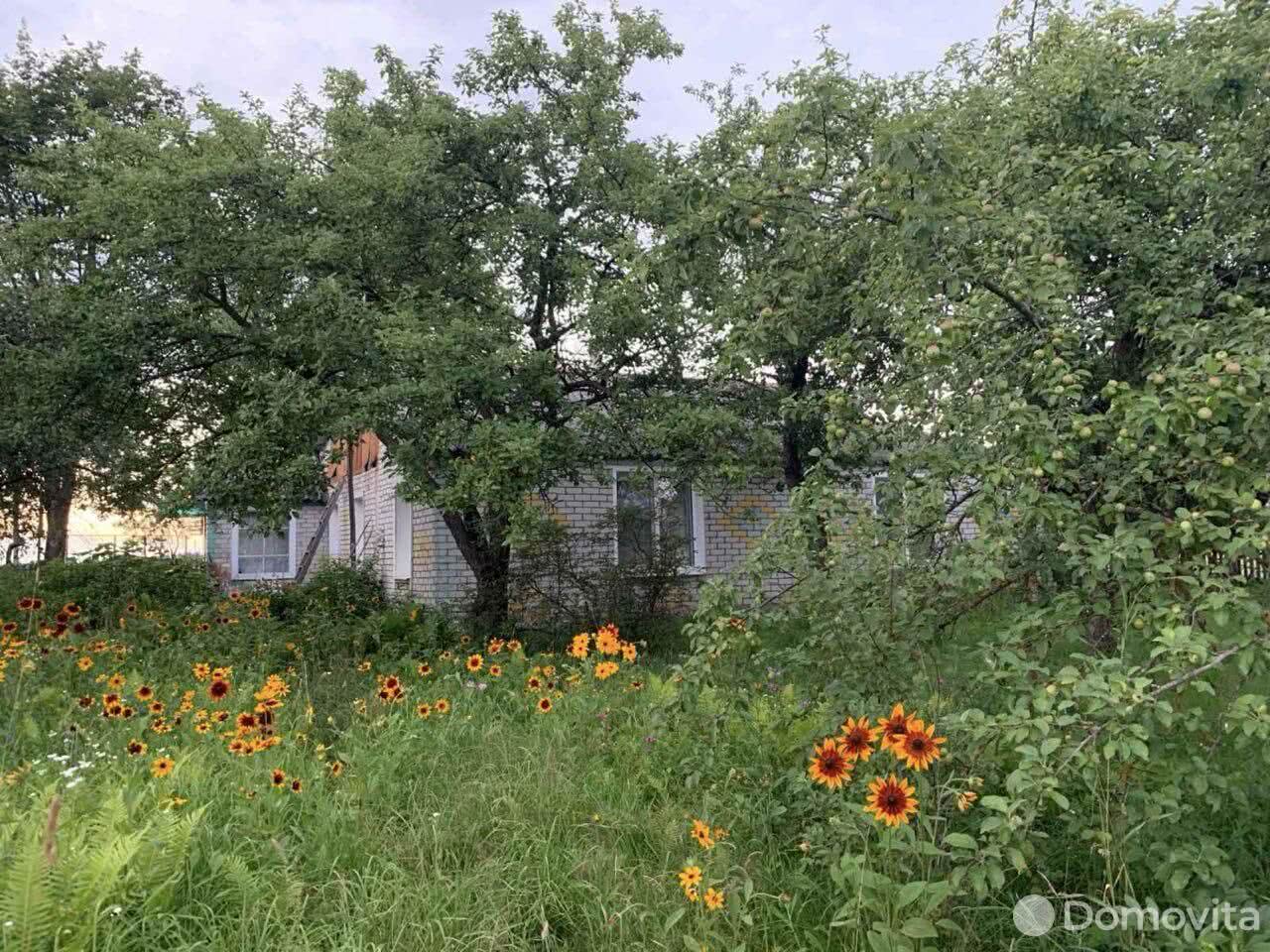 Купить полдома в 1-этажном доме в Гравжишках, ул. Советская, д. 6, код 638884 - фото 1