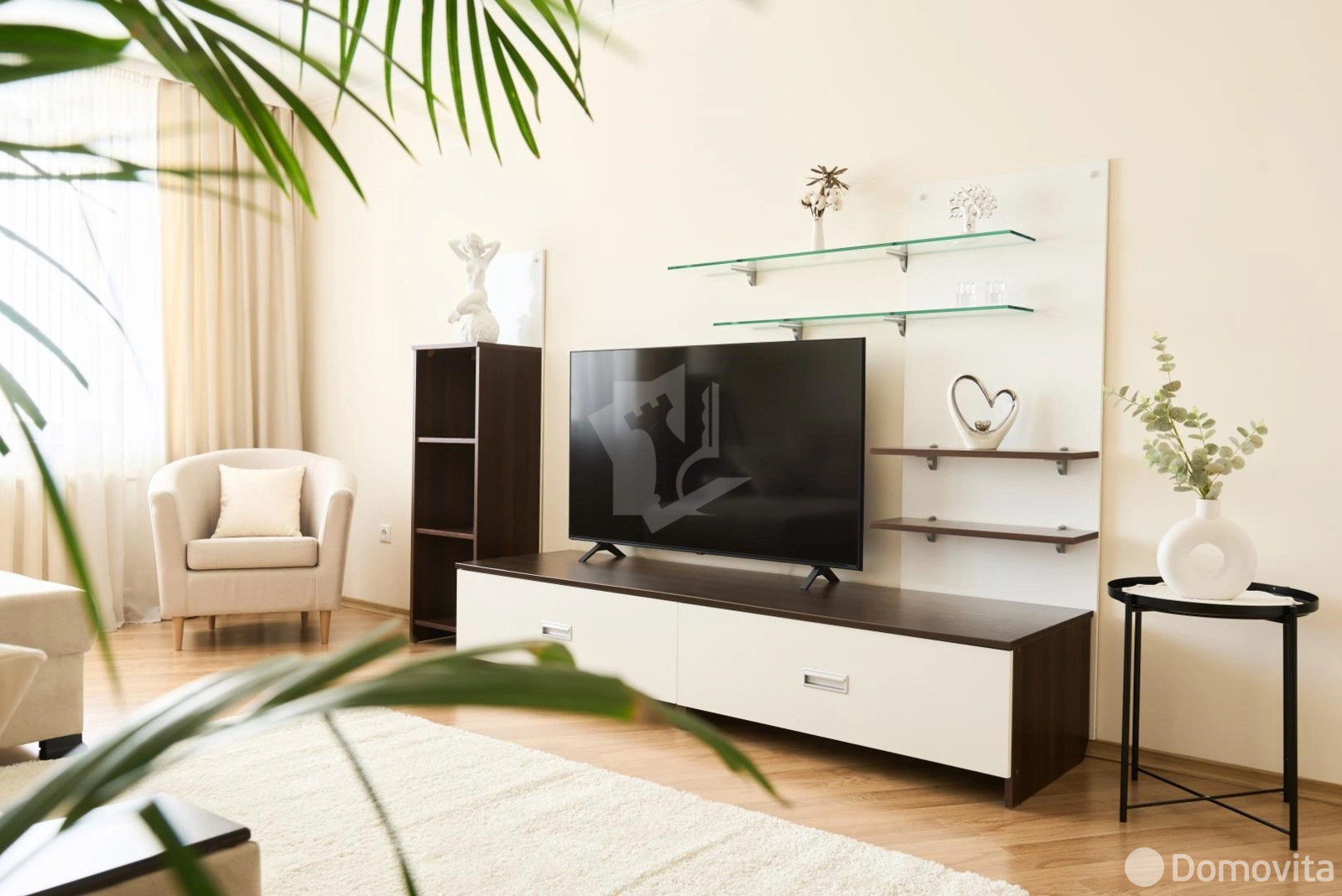 Снять 3-комнатную квартиру в Минске, ул. Захарова, д. 50В, 950USD, код 148649 - фото 1