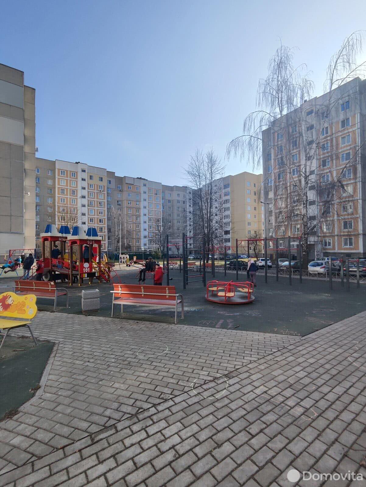 Продажа 3-комнатной квартиры в Минске, ул. Жуковского, д. 5/2, 85000 USD, код: 979789 - фото 2
