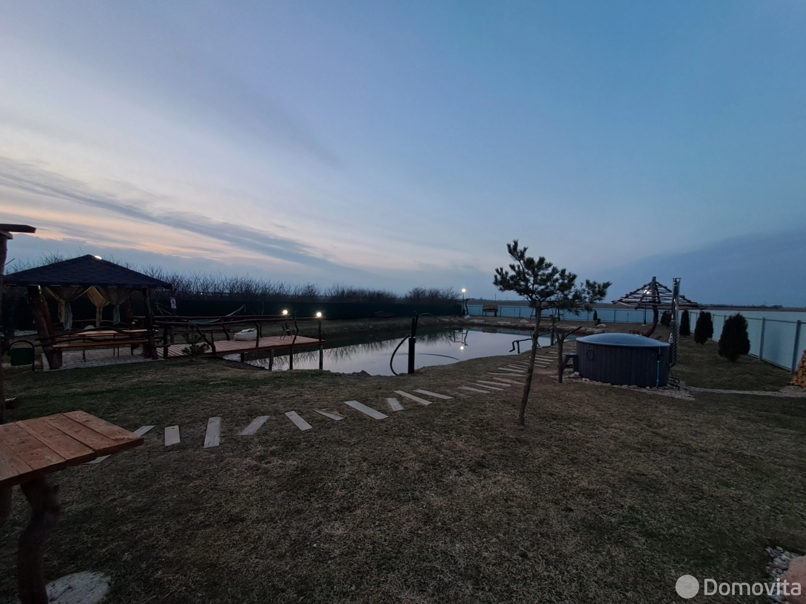 Аренда коттеджа Усадьба 