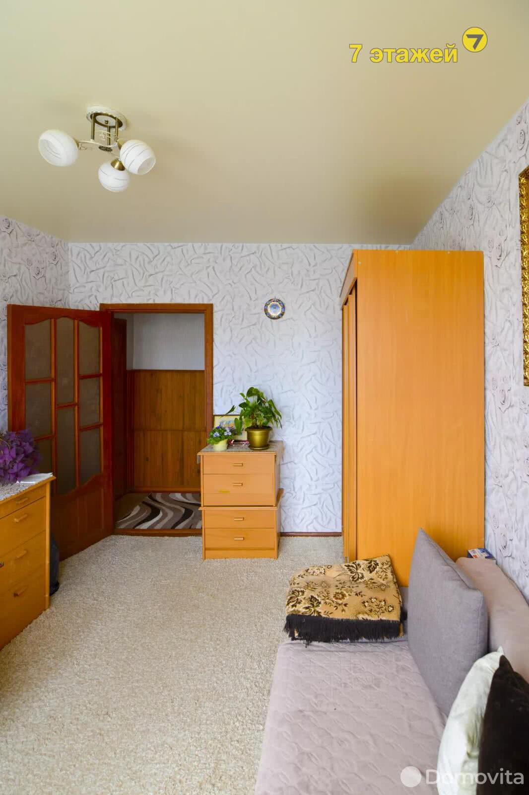 Продажа 3-комнатной квартиры в Марьиной Горке, ул. Володарского, д. 13, 40500 USD, код: 999254 - фото 1