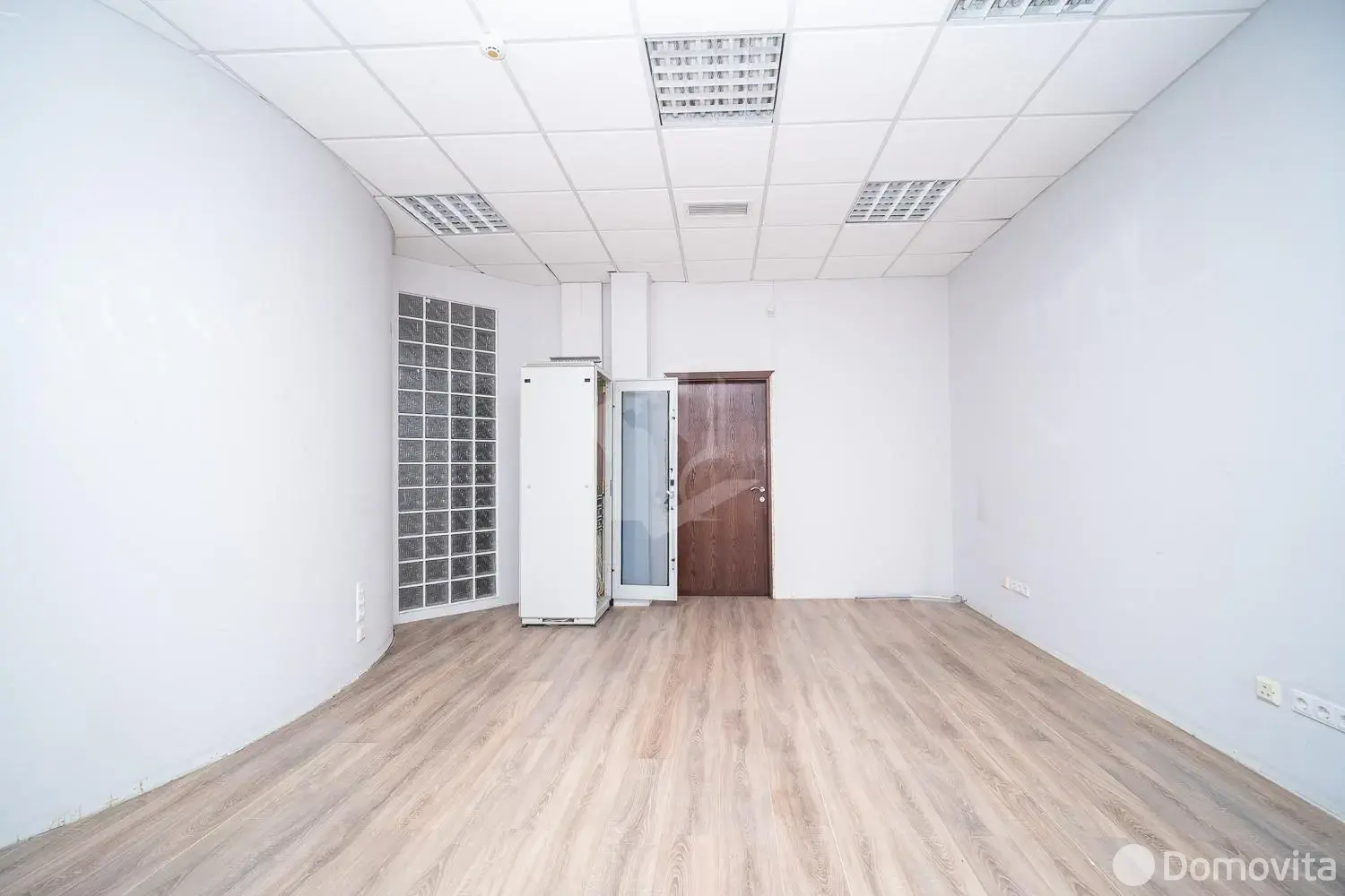Помещение под сферу услуг в Минске, ул. Володько, д. 6/1, код 3927 - фото 12