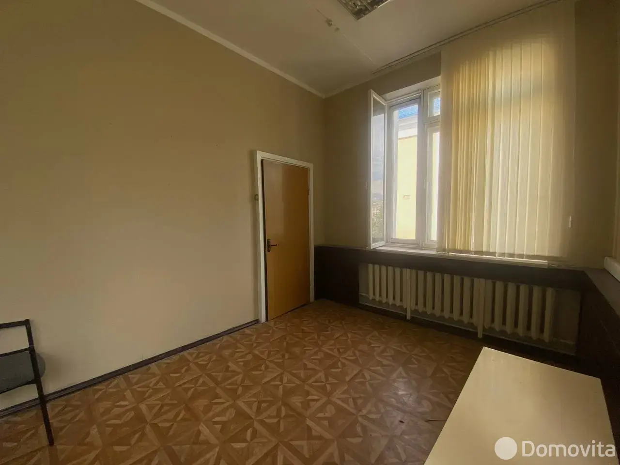 Помещение под сферу услуг в Минске, ул. Красная, д. 7, код 3179 - фото 6