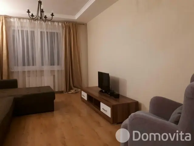 квартира, Минск, пр-т Машерова, д. 43, стоимость аренды 1 370 р./мес.