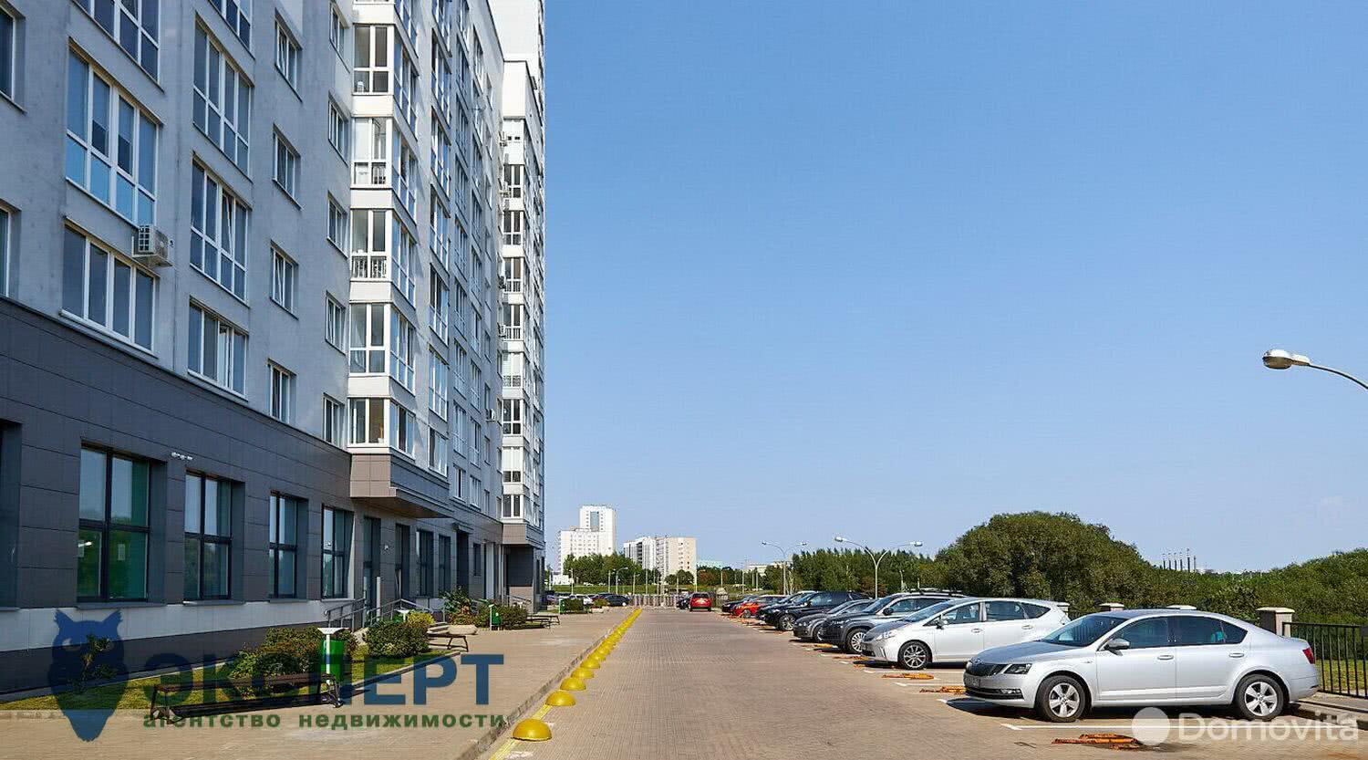 Снять торговую точку на ул. Чюрлениса, д. 24 в Минске, 1087EUR, код 965244 - фото 1