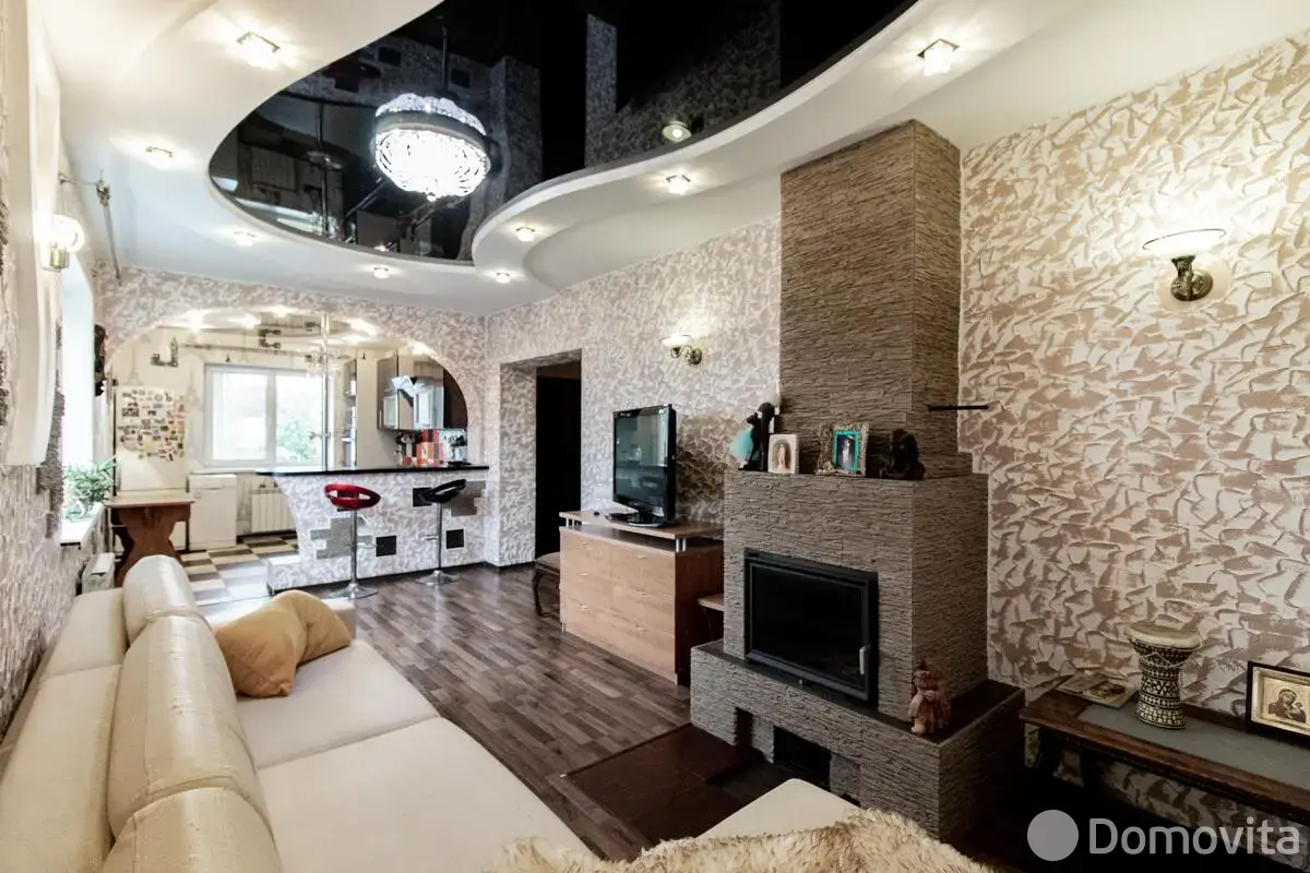 дом, Большой Тростенец, ул. Школьная