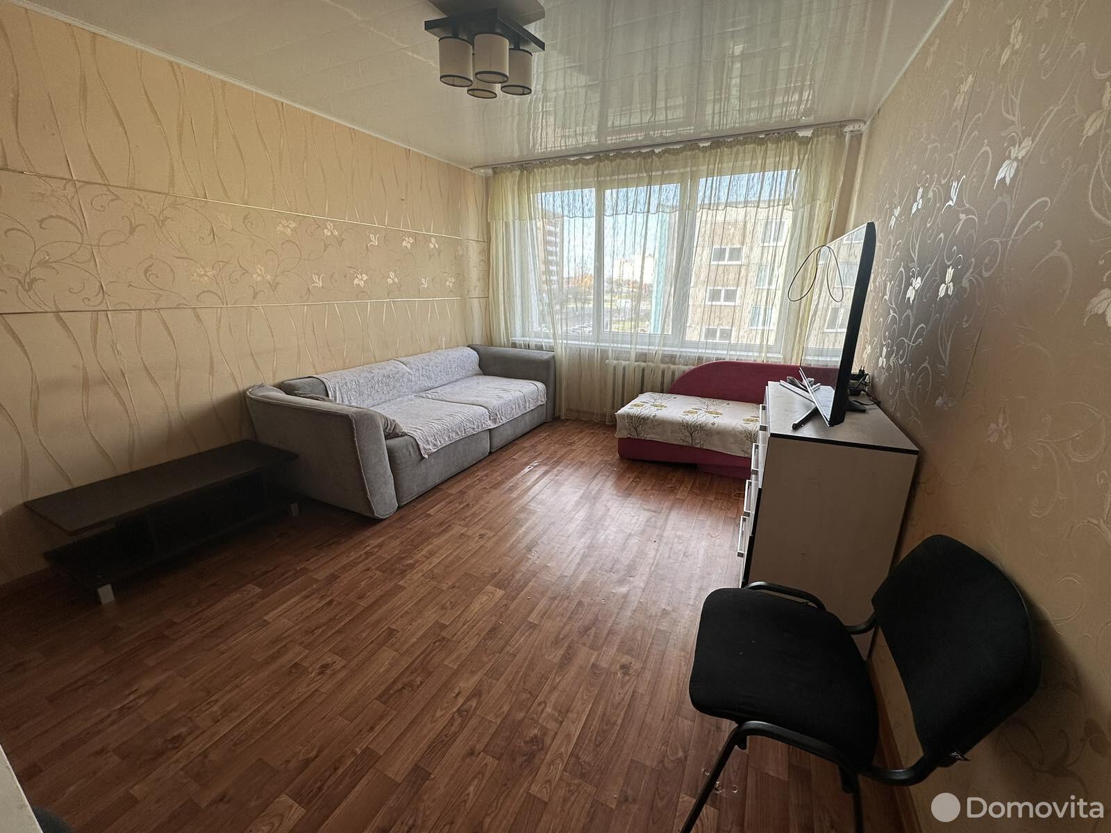 Купить 3-комнатную квартиру в Сморгони, ул. Советская, д. 12, 29000 USD, код: 942497 - фото 1