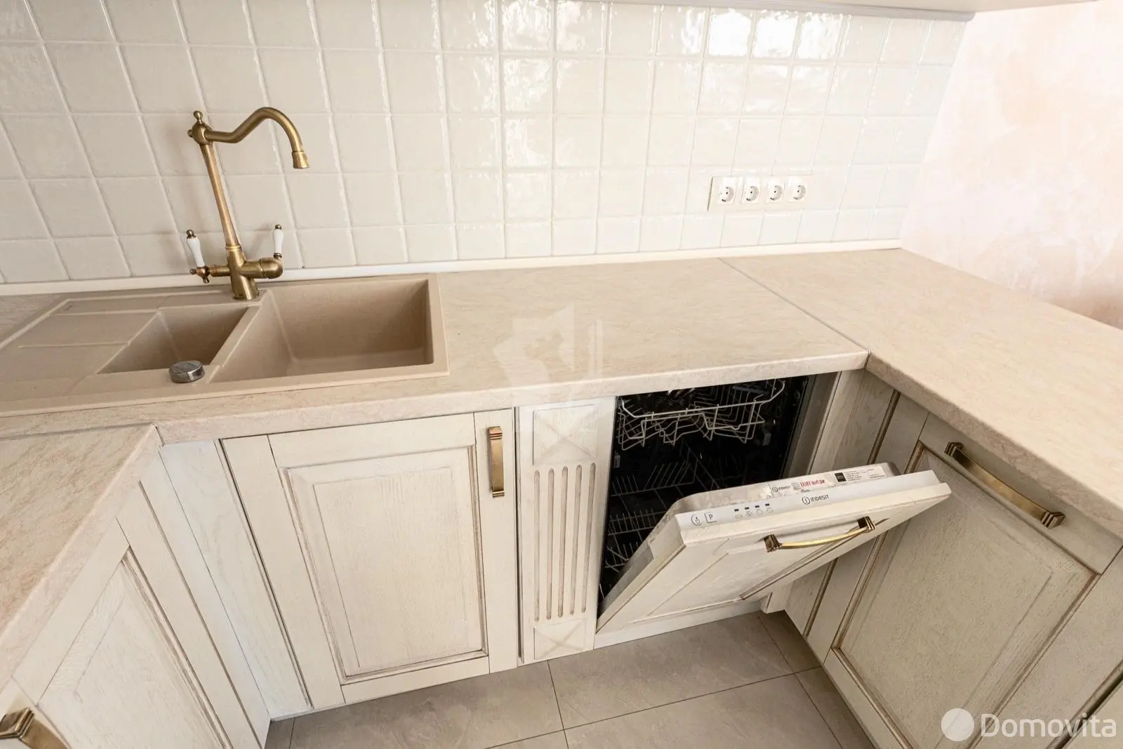 Снять 3-комнатную квартиру в Минске, ул. Максима Богдановича, д. 140, 1100USD, код 148845 - фото 28